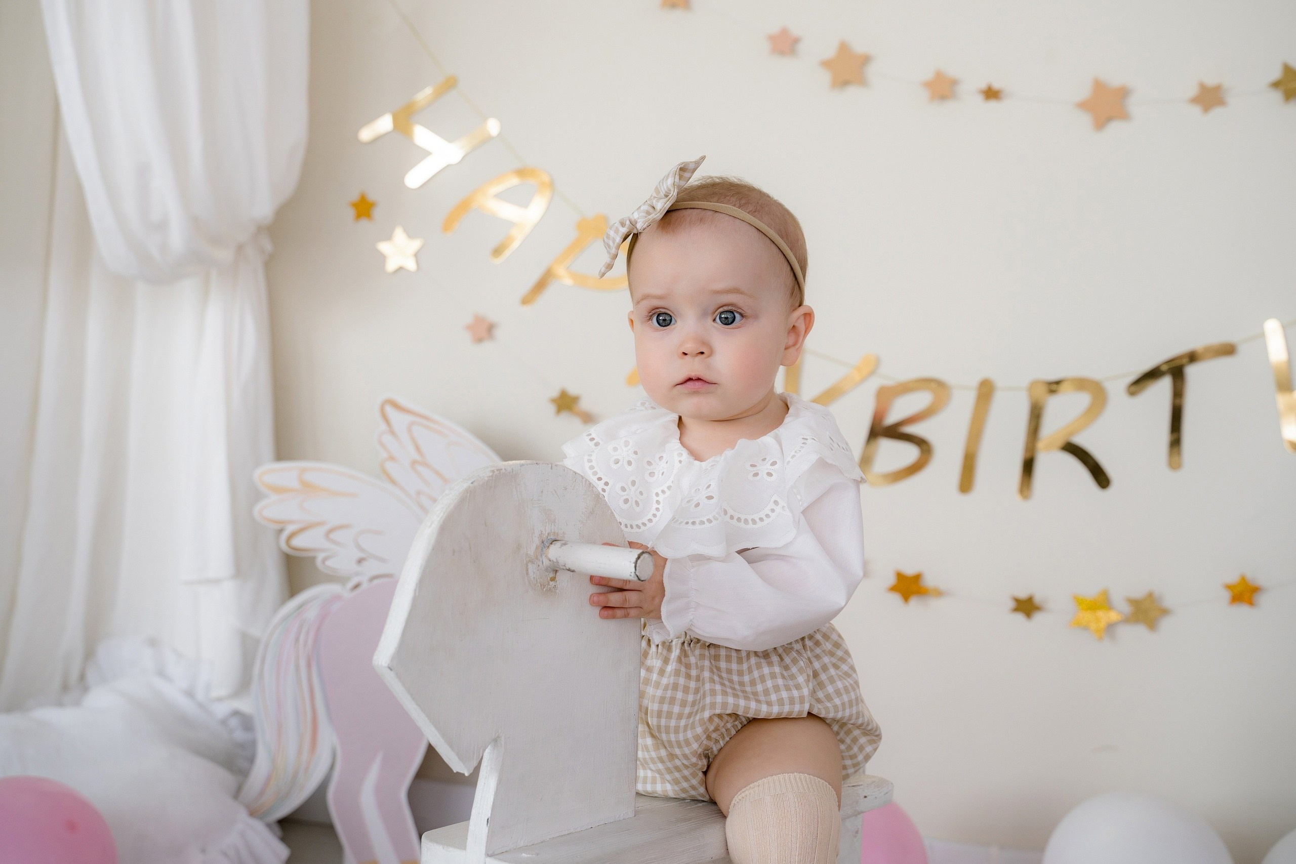 Cake smash фотозона розовая нежность. Фотостудия Малина в городе Улан-Удэ. Фотограф Ирина Жарникова