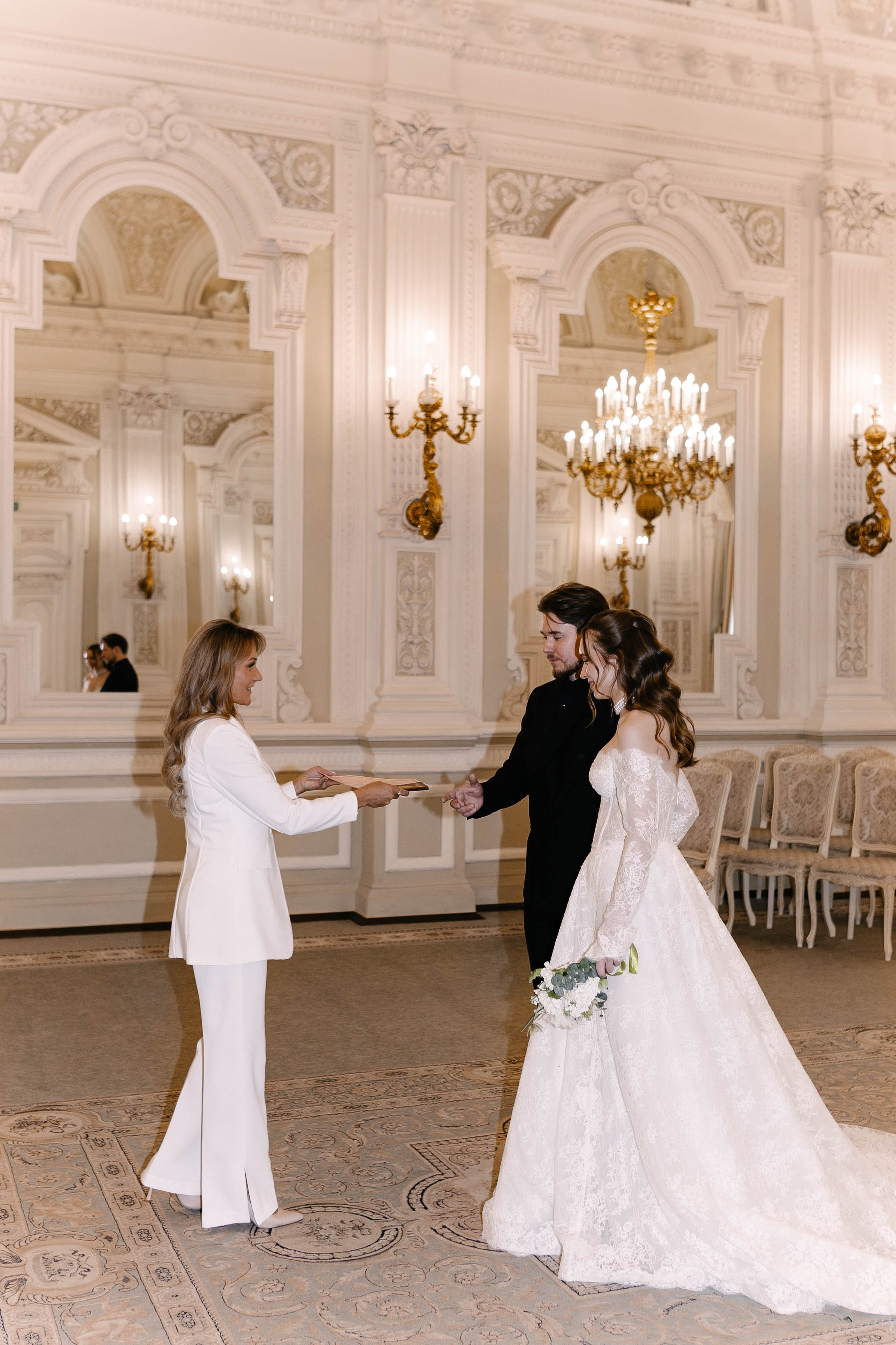 Ольга и Глеб / прогулка и загс. Фотограф Veronika Potaseva