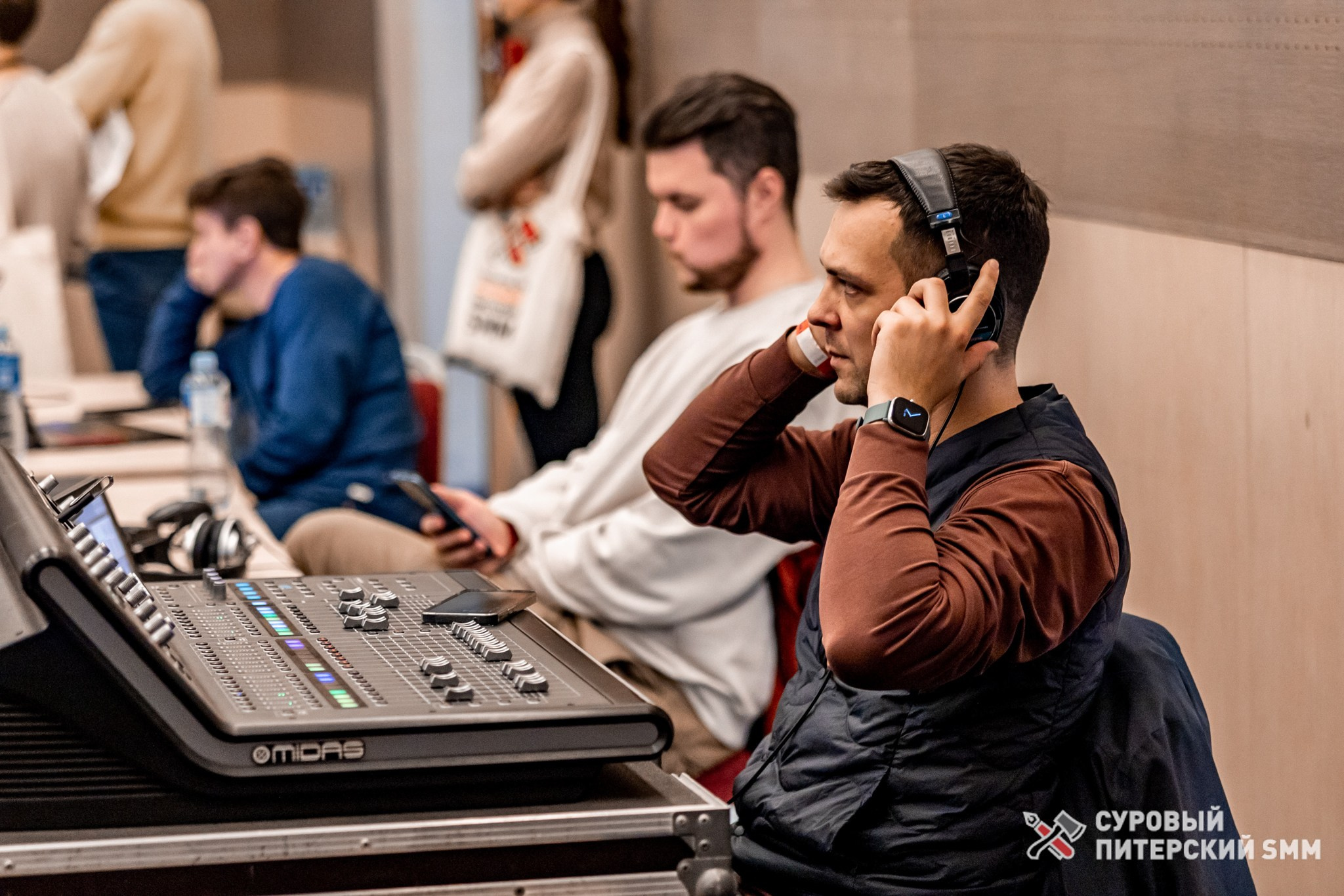 Репортаж конференции «Суровый Питерский SMM». Фотограф в Санкт-Петербурге Ефремова Наталья