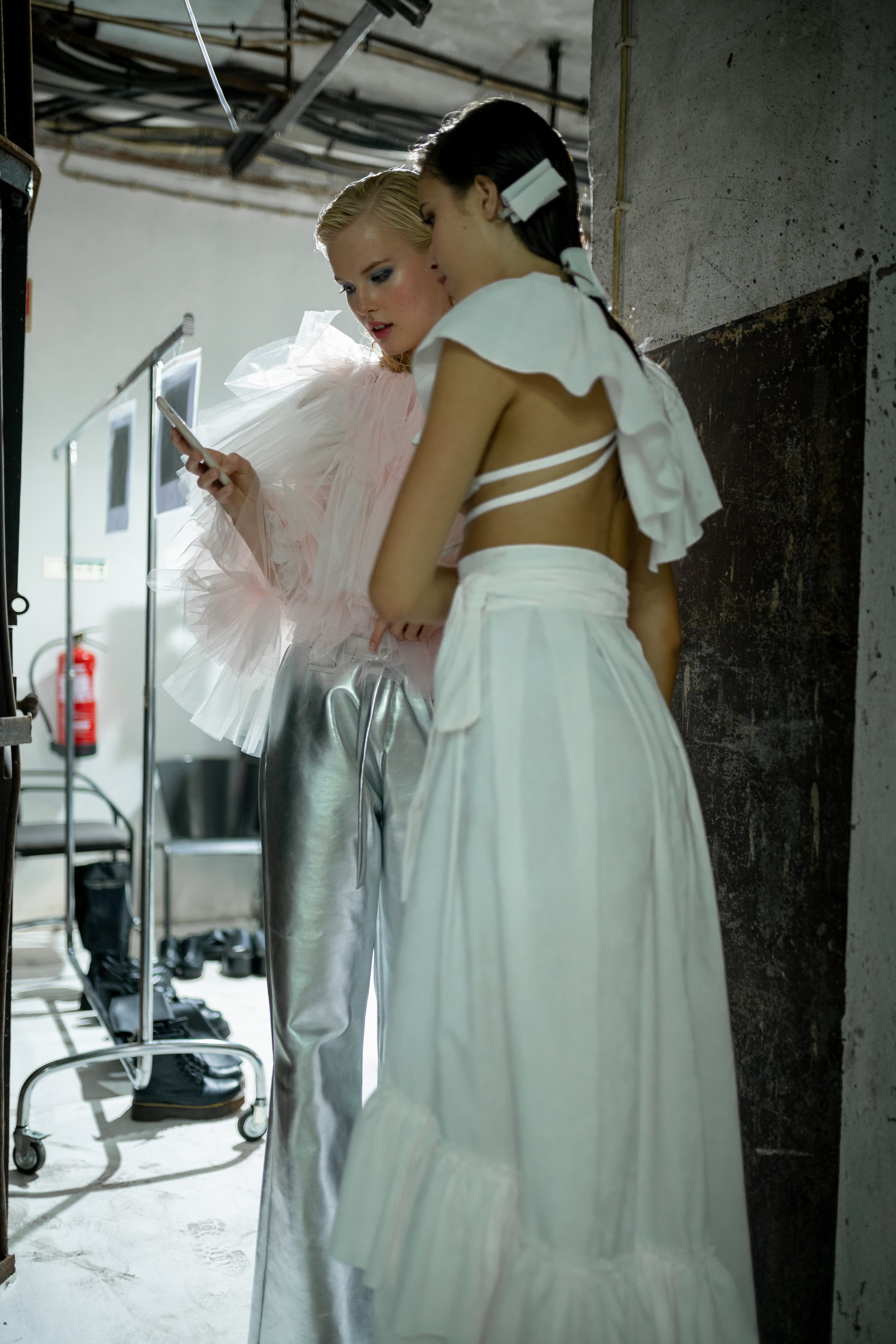 PORTUGAL FASHION WEEK SEPTEMBER 2023. Anastasiia Antoniuk portrait, family and couple photographer, Portugal