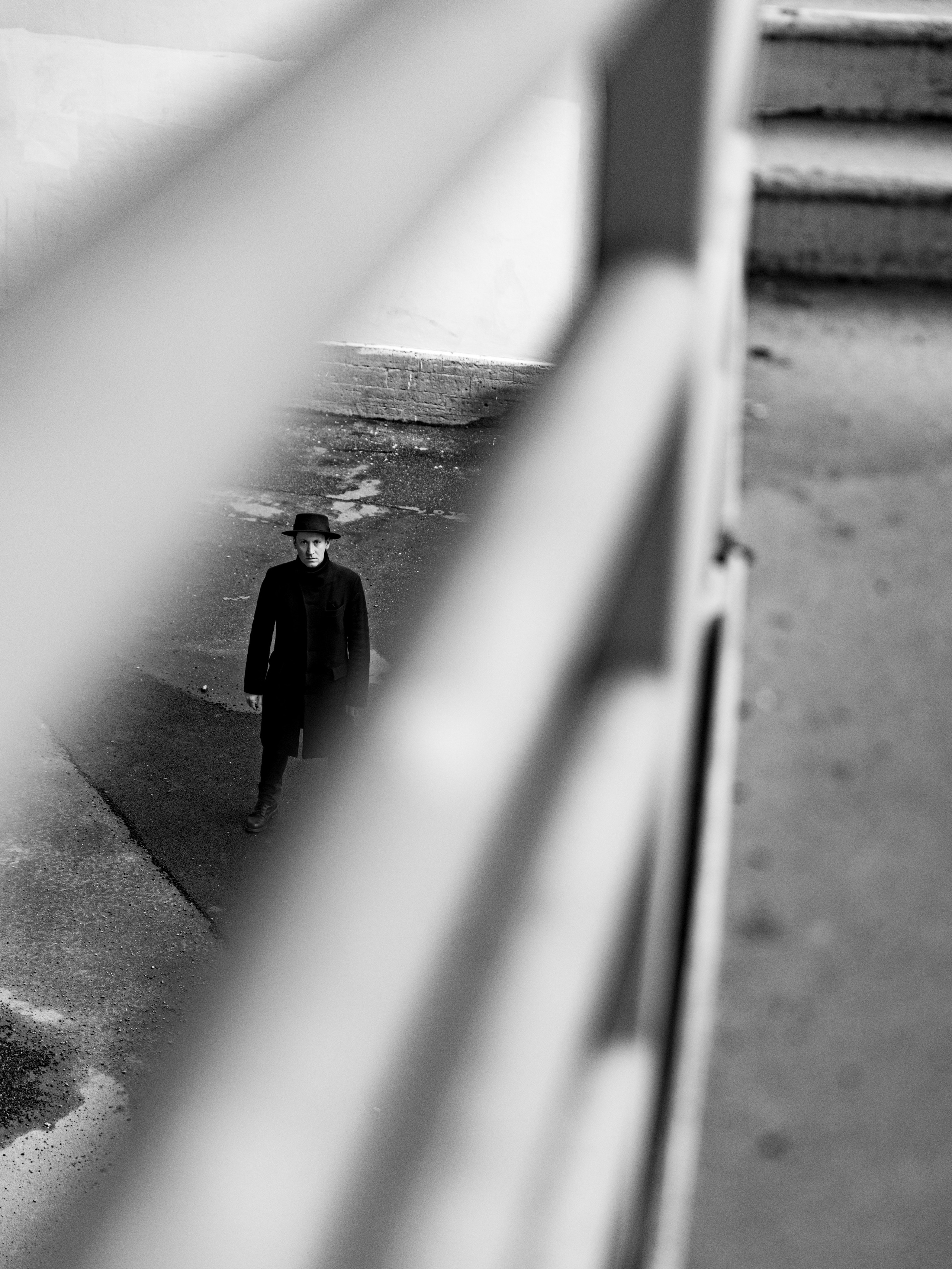 Черно-белый портрет мужчины