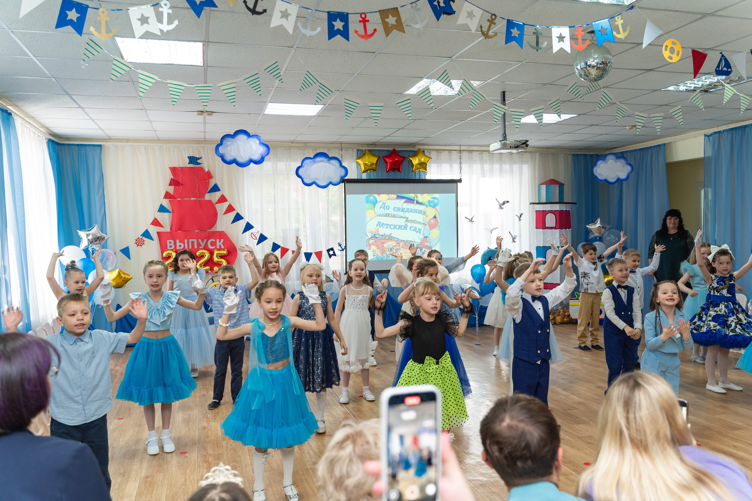 Фотосессия на Выпускной в детском саду. Свадебный и семейный фотограф в Омске Белозерова Александра