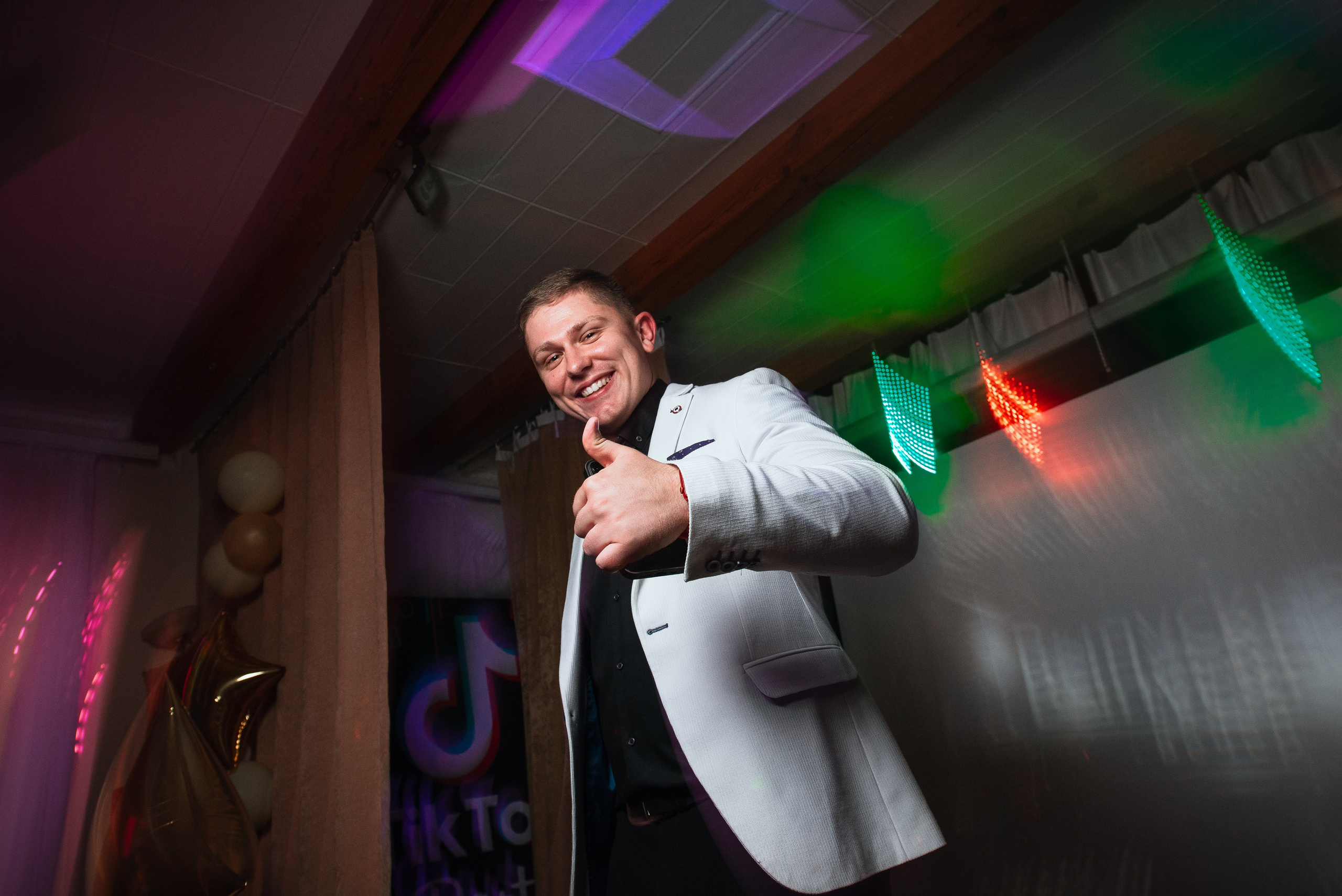 Выпускные школ. Свадебный и репортажный фотограф