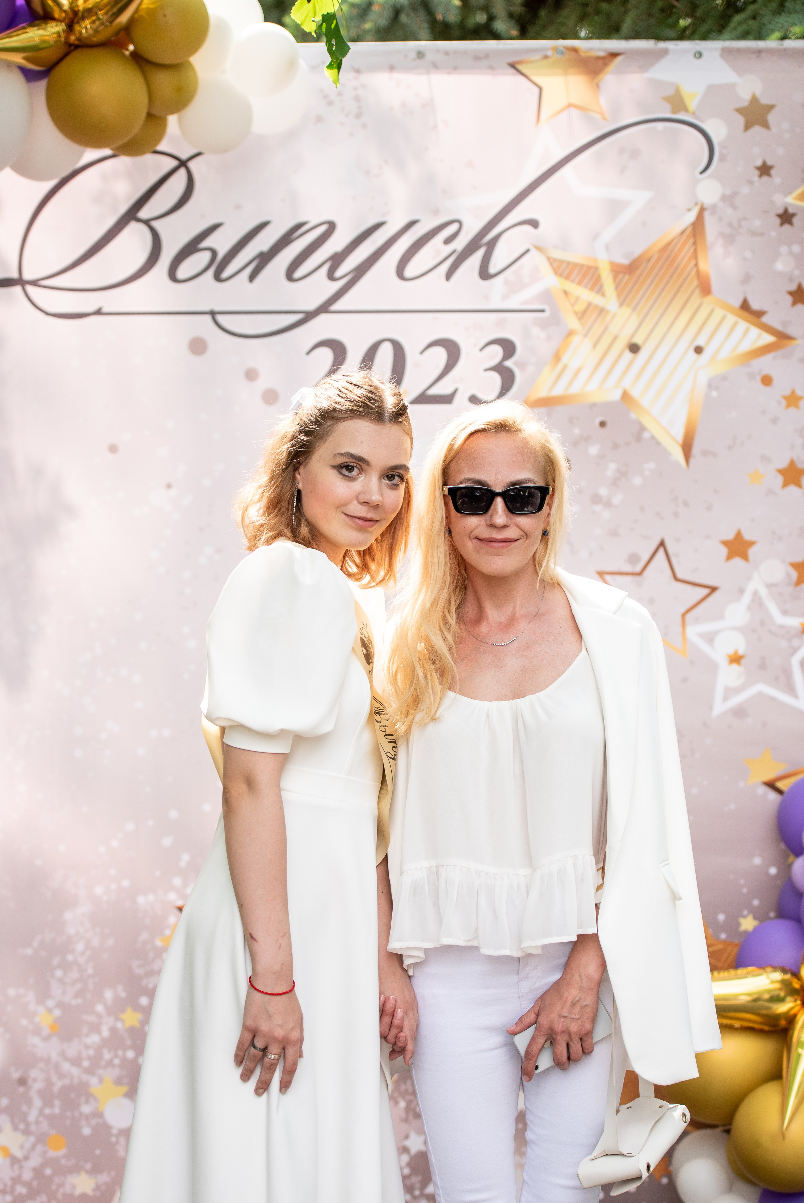 Выпускные школ. Свадебный и репортажный фотограф