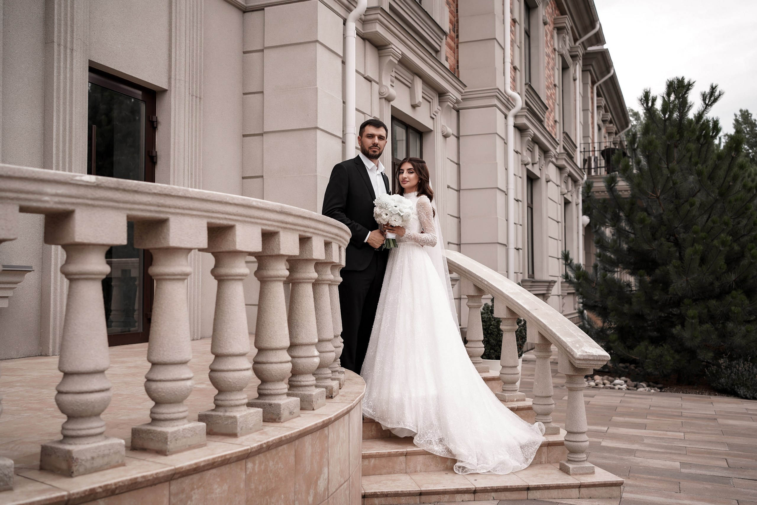 Свадебная фотосессия в отеле «Графский парк». Фотограф Ростов-на-Дону. Абдул и Фируза. Свадебный фотограф в Ростове-на-Дону. Таинство Крещения и Венчания, семейные фотосессии. Алёна Чёботова