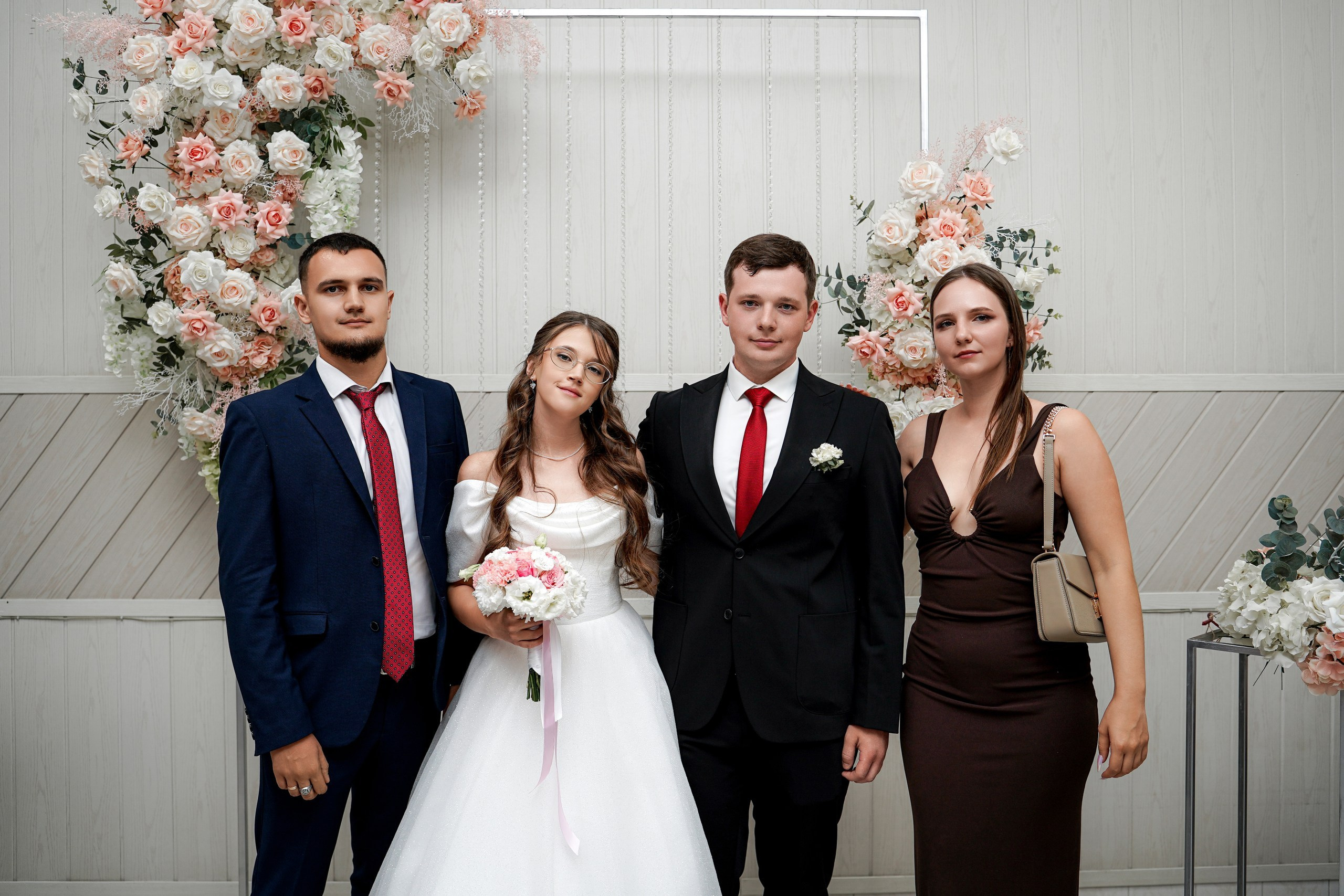 Свадьба «Полный день. Premium». Даниил и Алёна. Фотосессия в Ростове-на-Дону. Свадебный фотограф в Ростове-на-Дону. Таинство Крещения и Венчания, семейные фотосессии. Алёна Чёботова