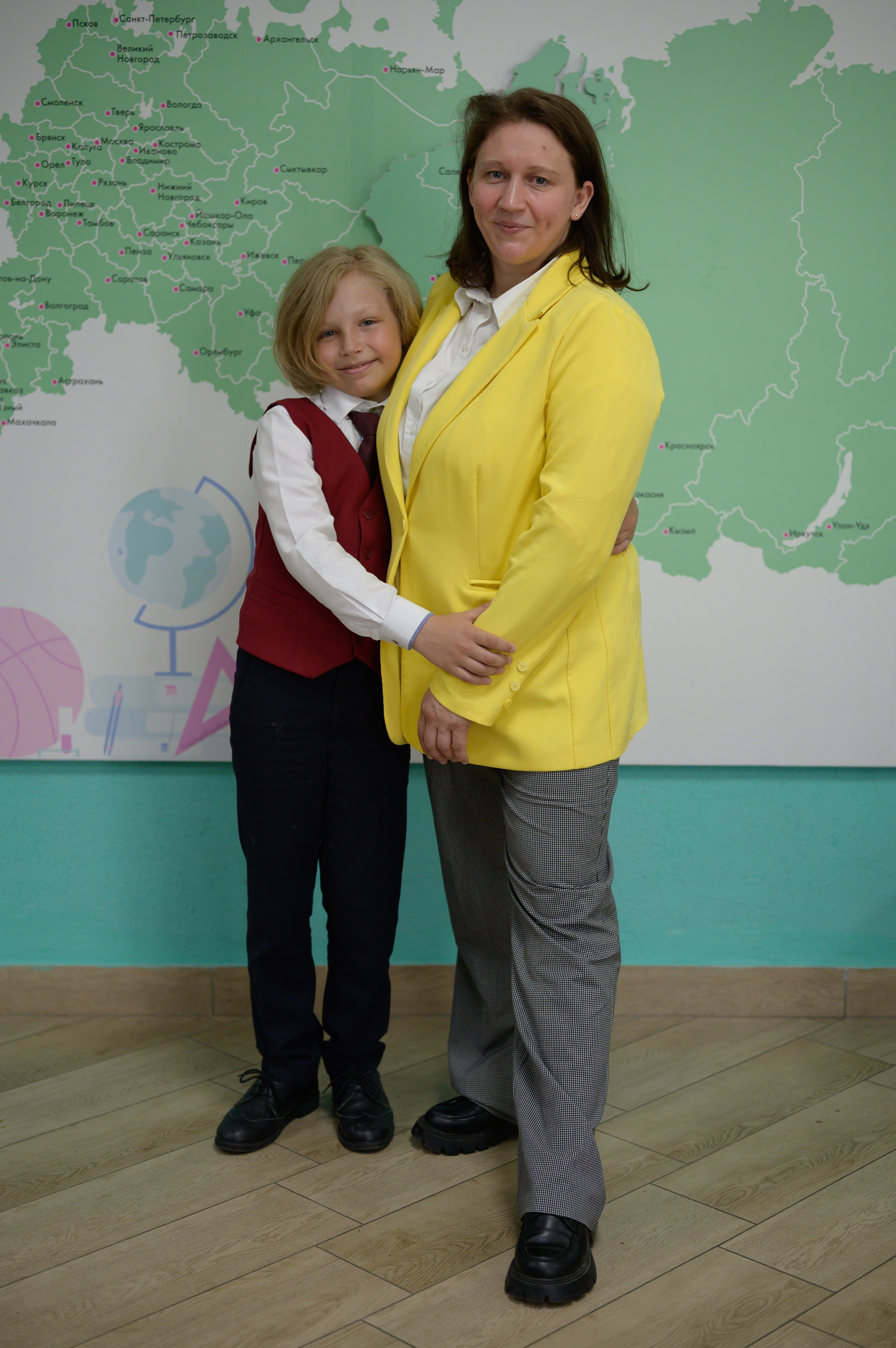 Выпускной 4Б гимназия № 16. Фотограф новорожденных, семейный детский в Тюмени Татьяна Морозова