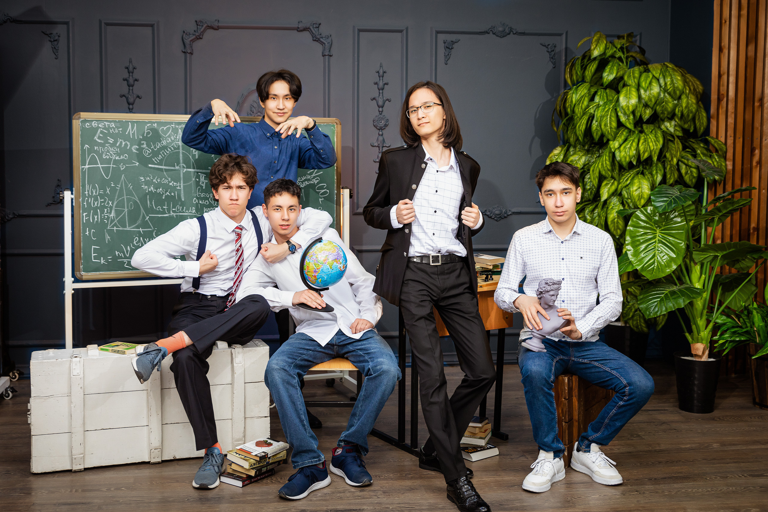 Выпускные альбомы для 9 и 11 классов. Фотограф в Москве и МО, Алексей Балышев