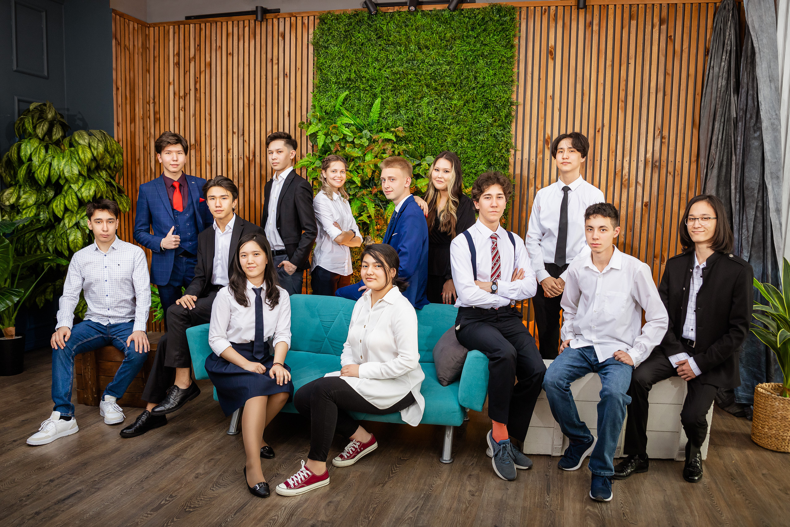 Выпускные альбомы для 9 и 11 классов. Фотограф в Москве и МО, Алексей Балышев