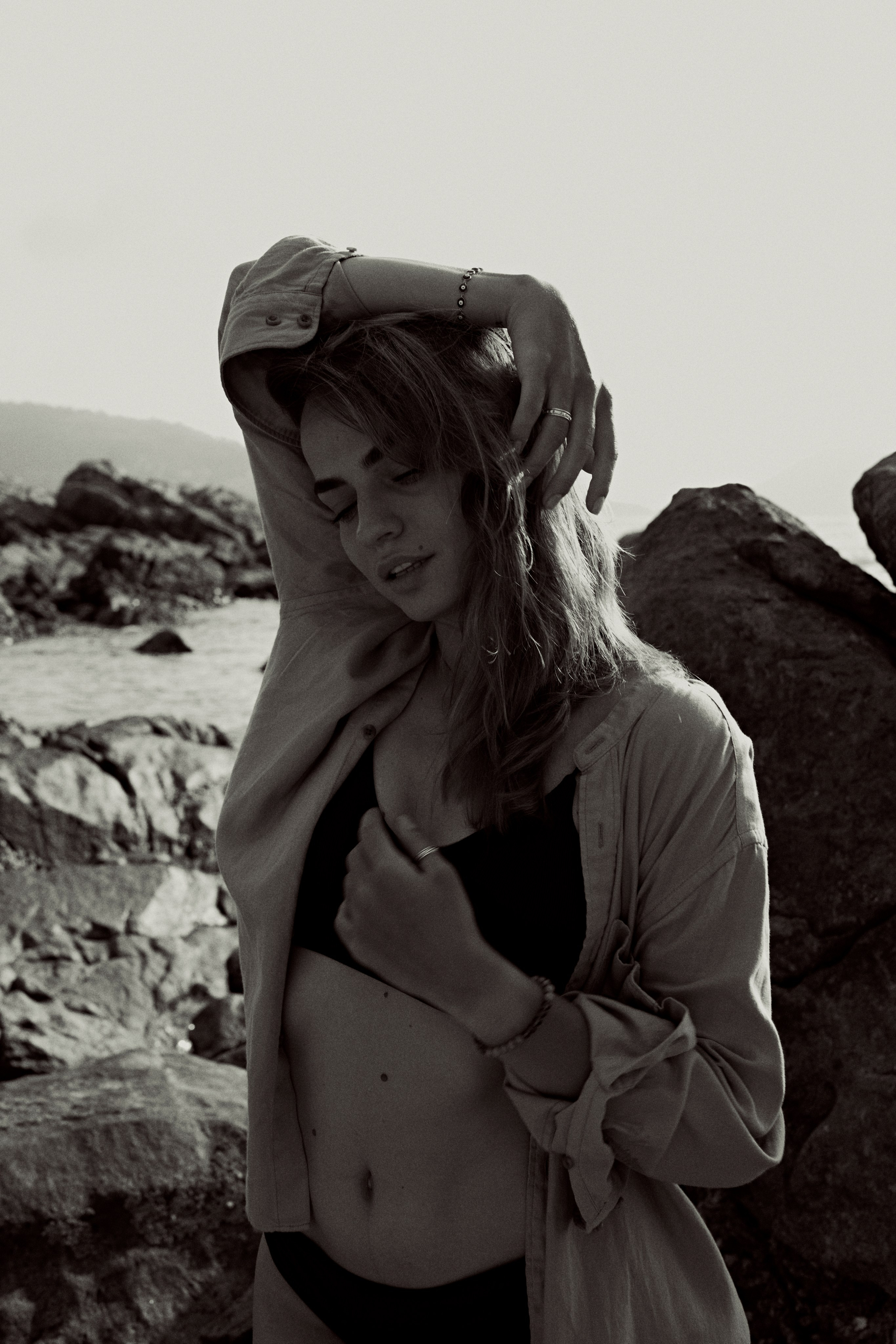 NIKA. Yekaterinburg, Sochi, Istanbul, Tiflis-Bshari Zaana’da fotoğrafçı