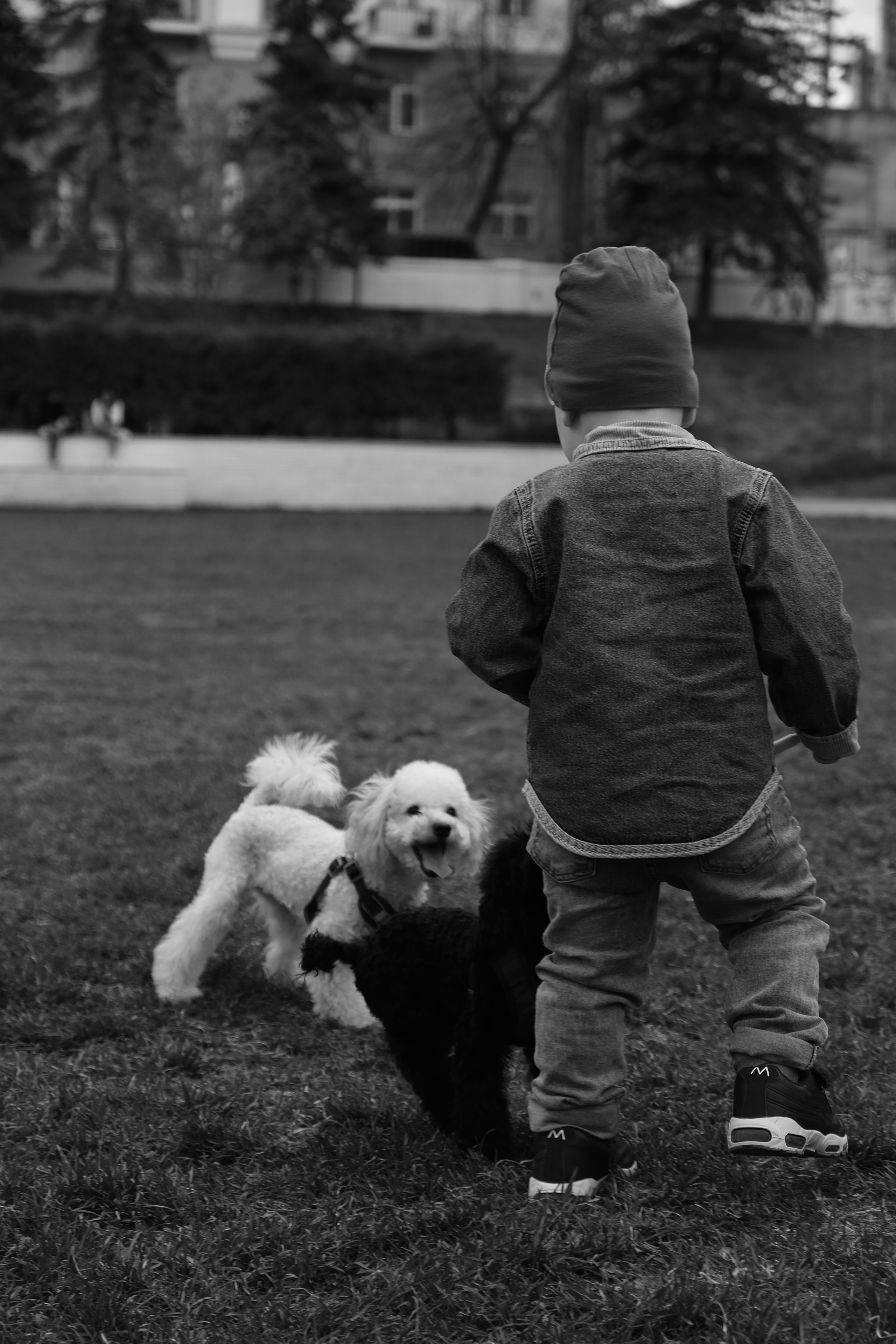 Прогулочная с ребенком. Фотограф на камеру и мобильная съемка в Казани Лидия
