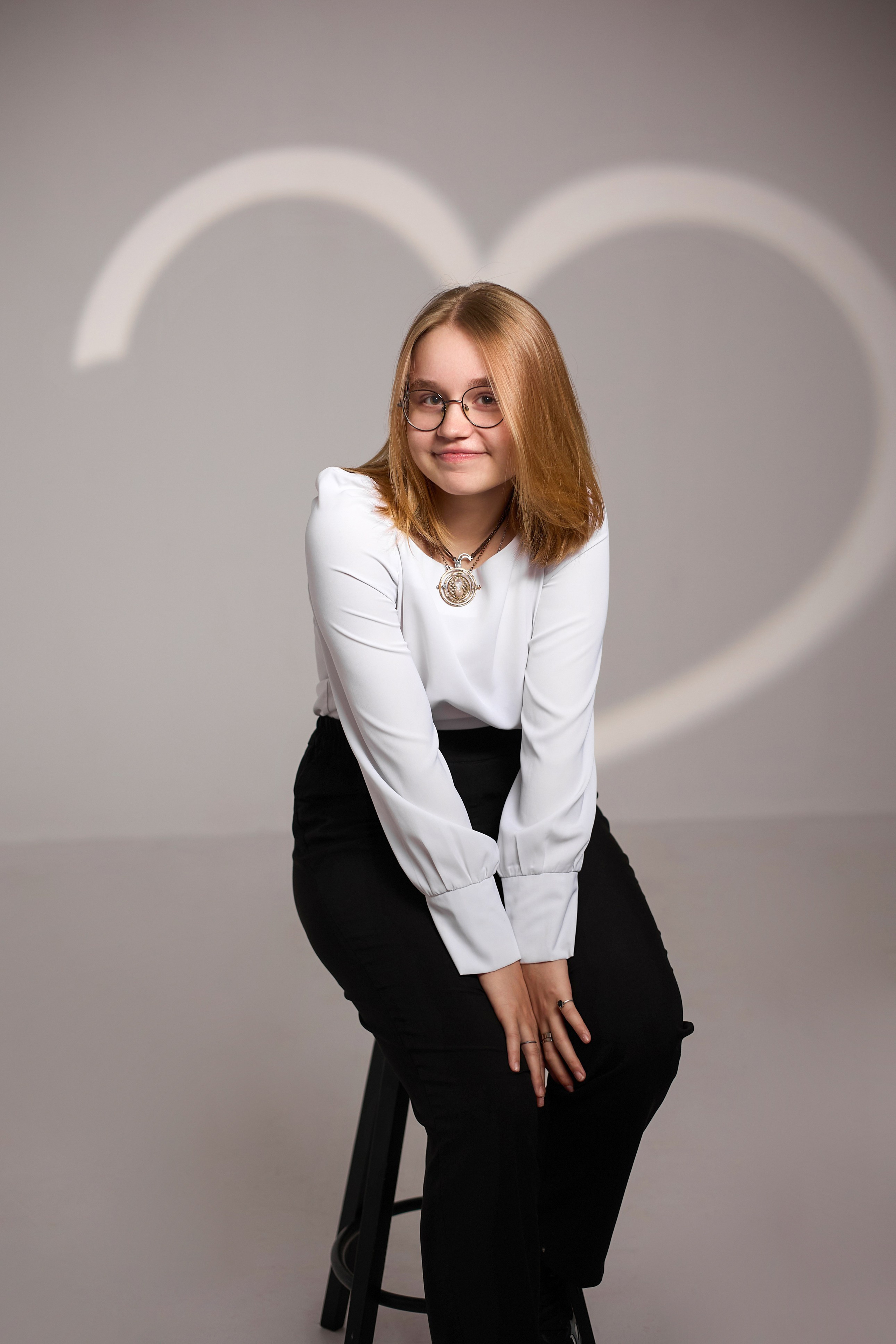 Стильный выпускной альбом «Золото». Выпускные альбомы в Тюмени для школ, садов, вузов спортивных секций