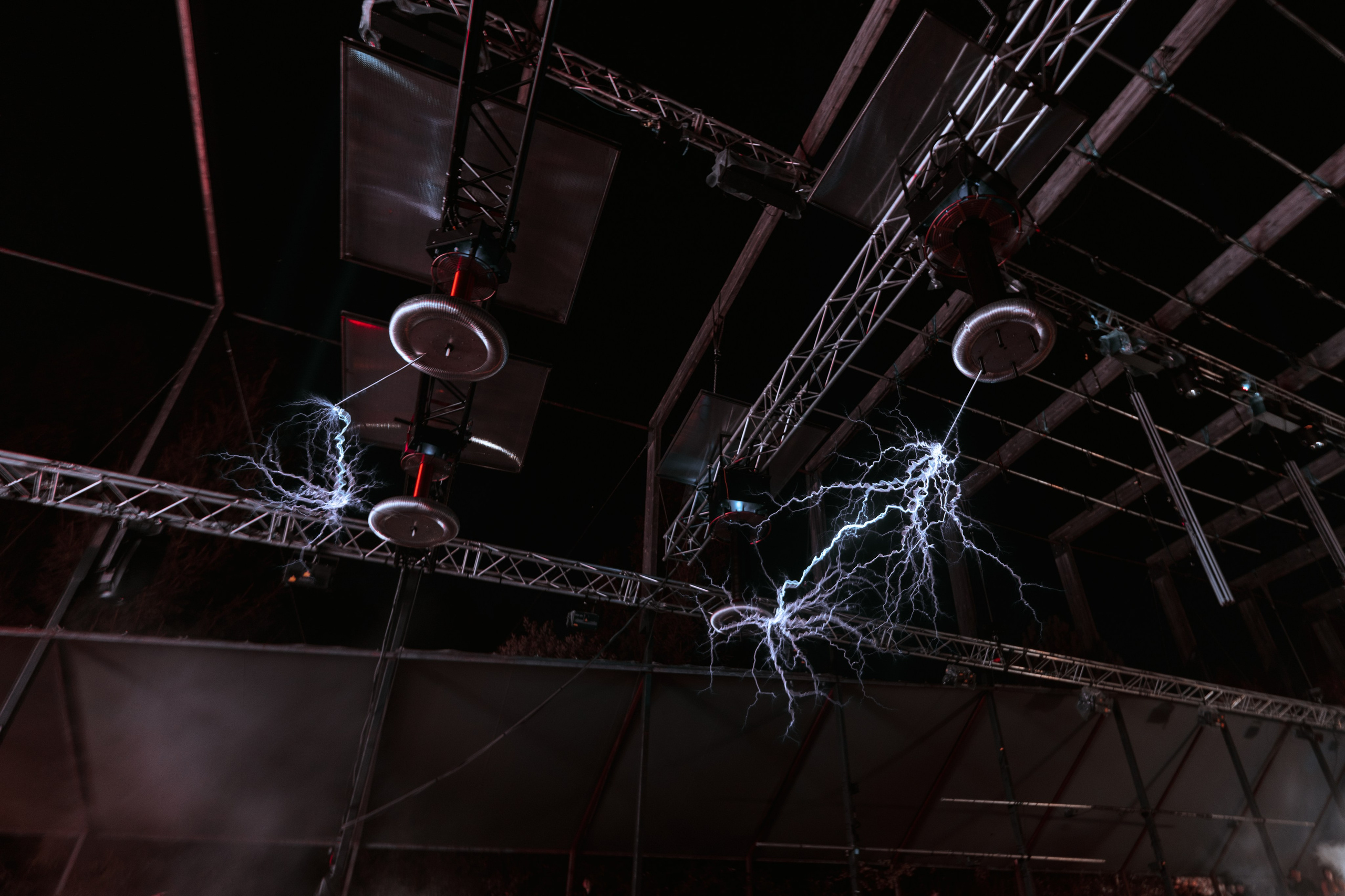 Signal 2024. @tomrus: Рустам Шагиморданов — фотограф