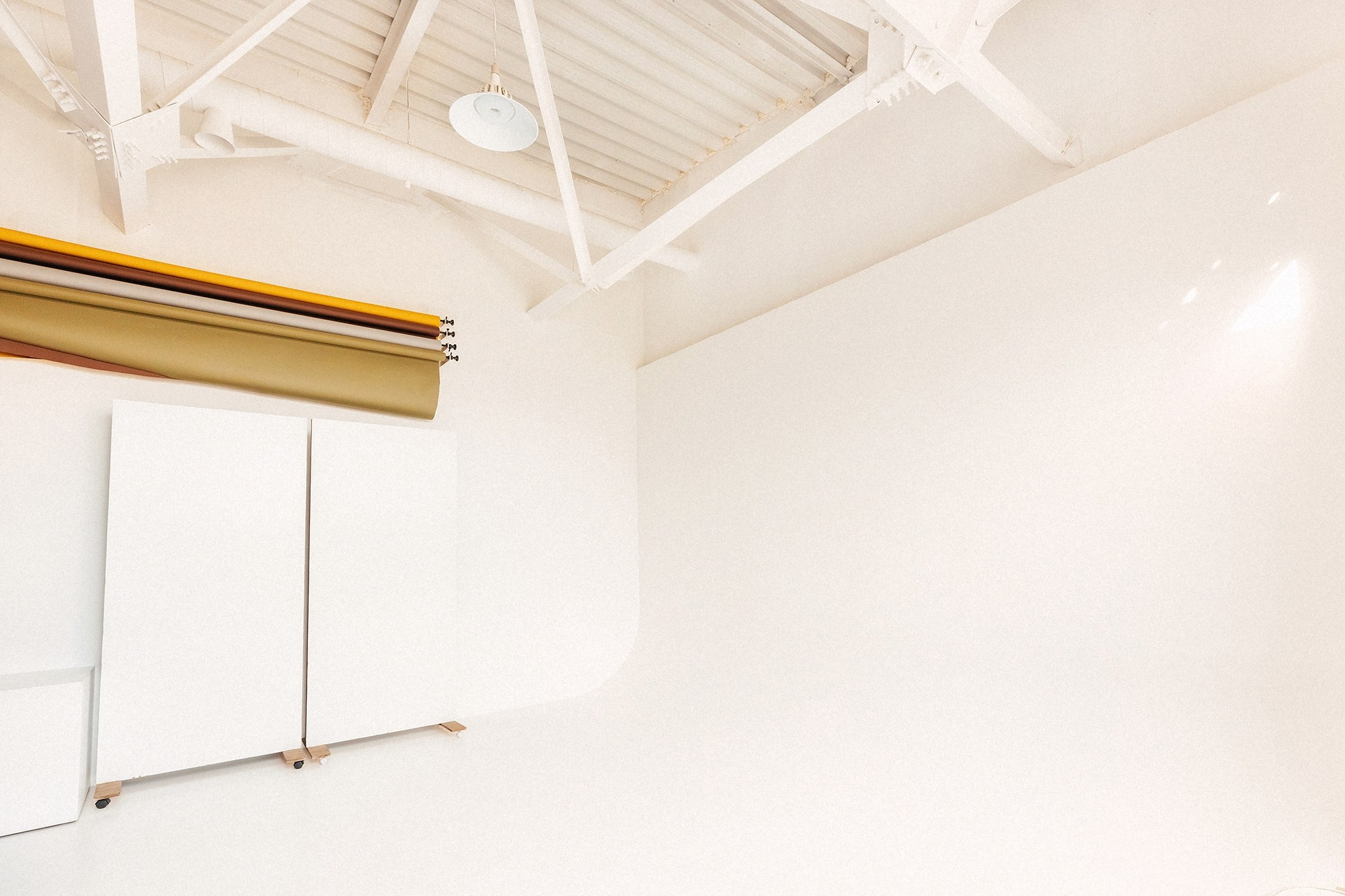 Фотостудия Питер. Зал Ассаи. Фотограф Пирумян Анна. г. Сургут, г. Воронеж