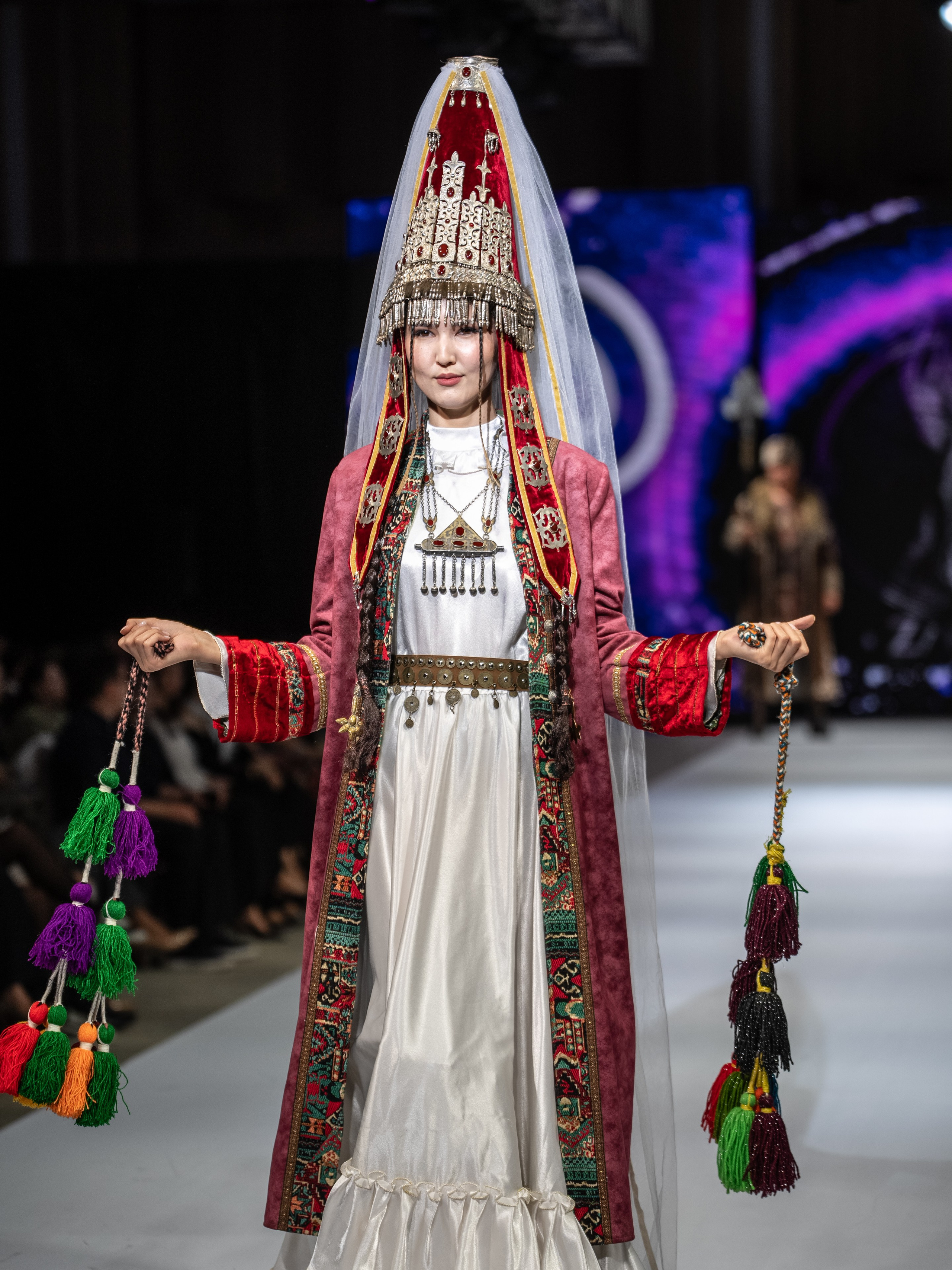 EURASIAN FASHION WEEK Lo Zarata. Сайт Алматинского НЮ АРТ, будуар и фэшн фотографа Дениса Карпенко