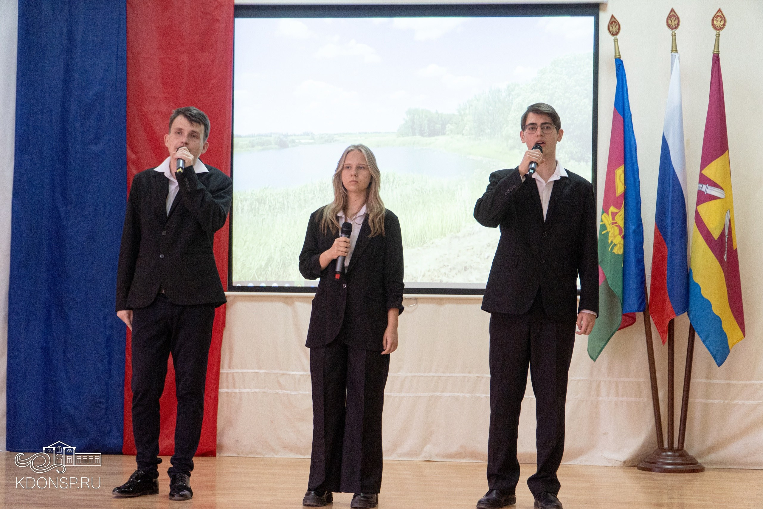 Крымская весна. Новотитаровский Дом культуры