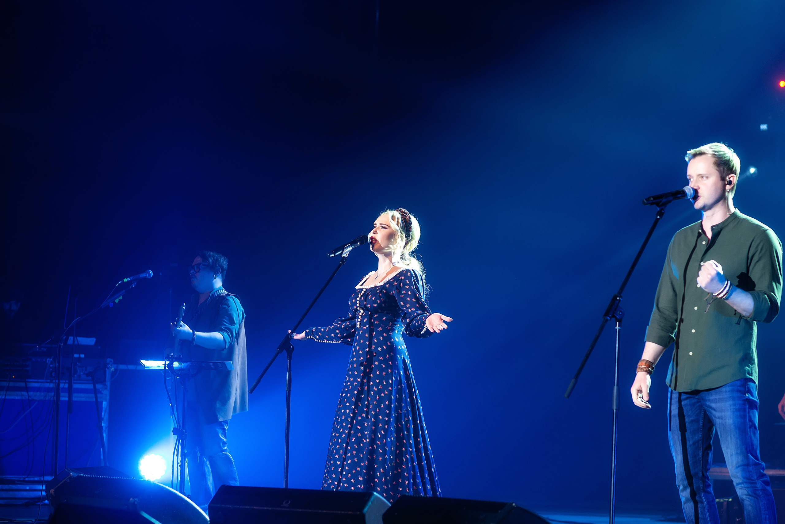 Концерт Пелагеи. Школьный, фэшн фотограф в Тюмени и в России Ирина Королева