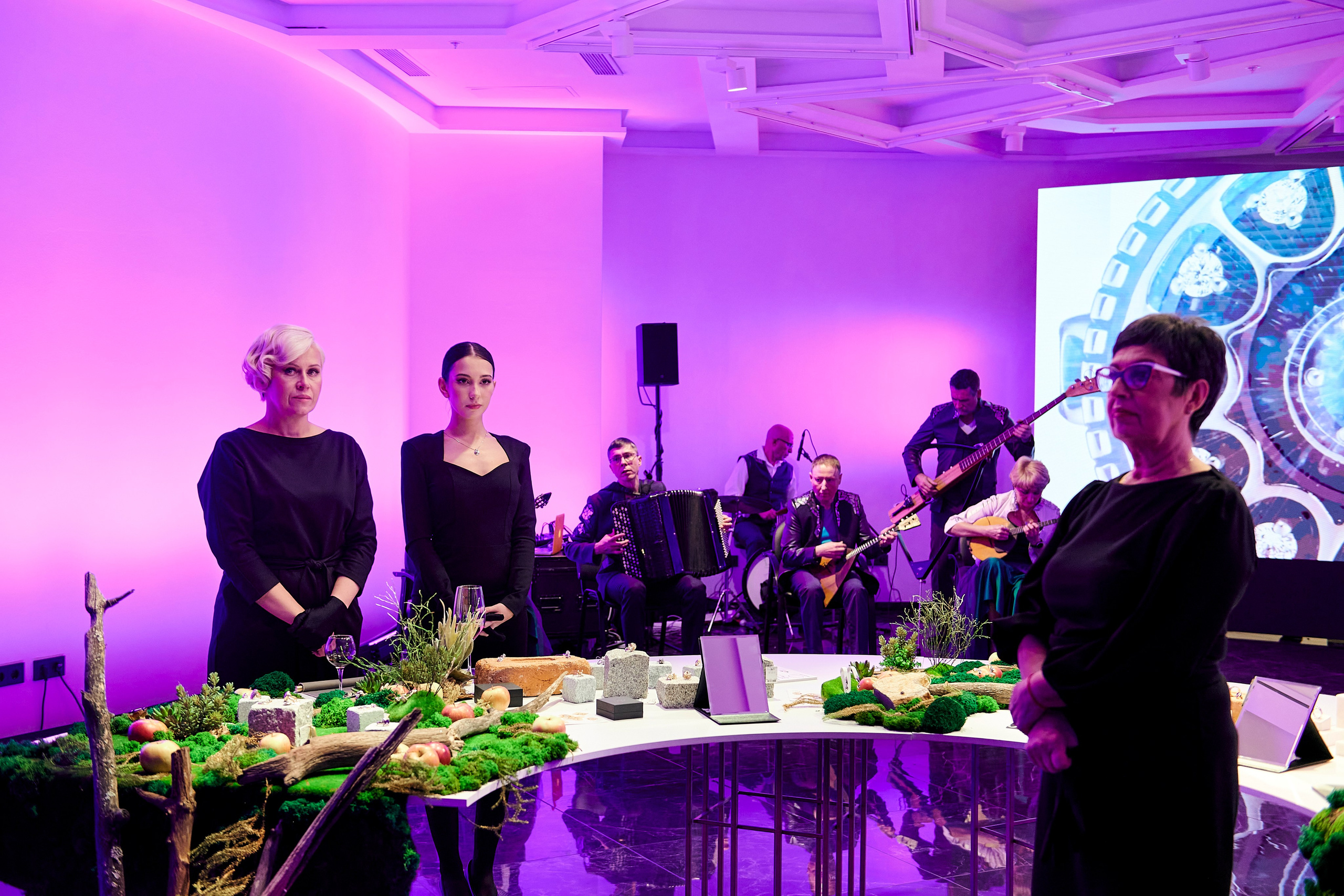 Ювелирный дом Ринго «Драгоценная история Урала». Фотограф Постольник Дарья