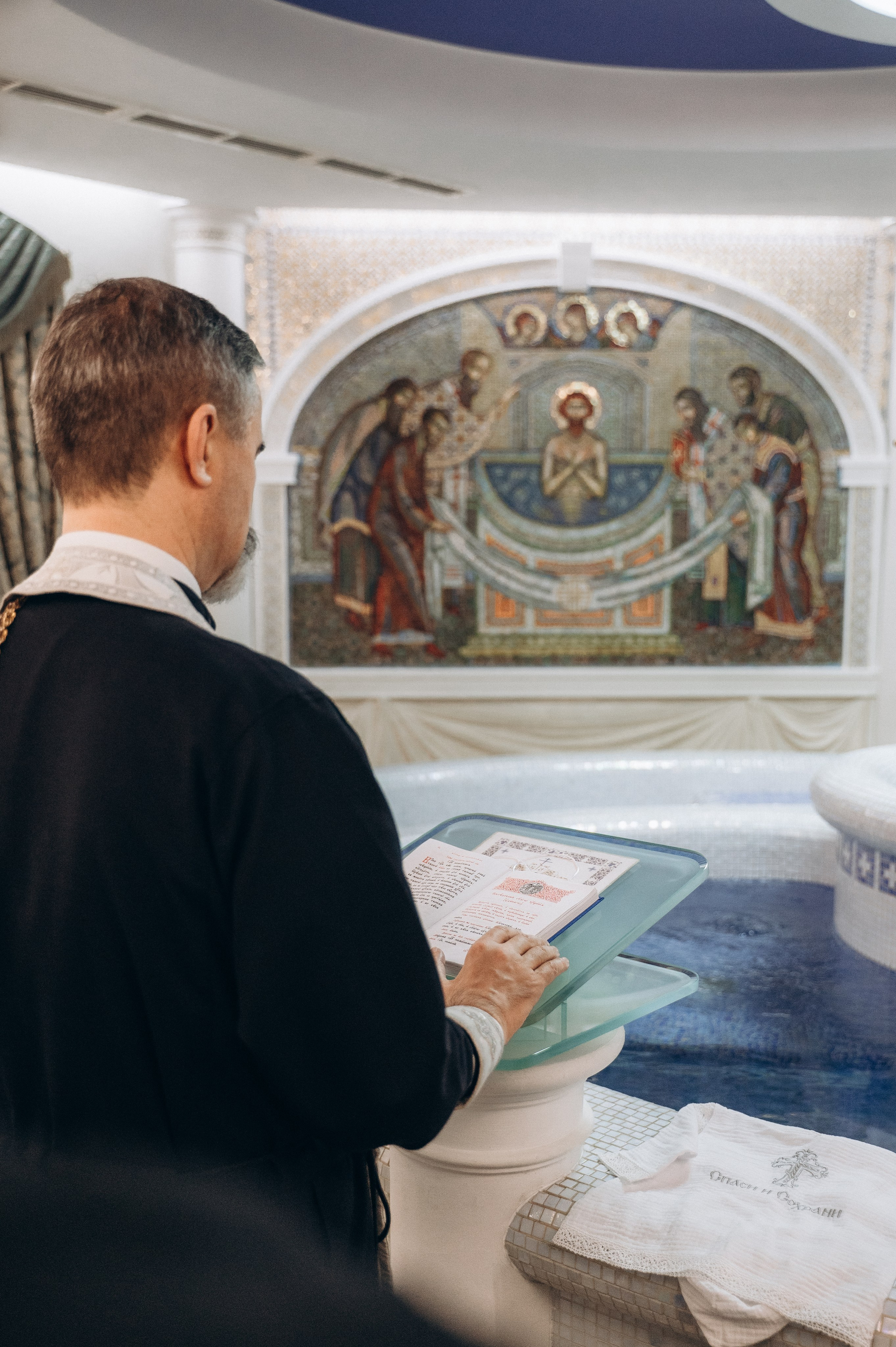 Крещение Тимура (Храм Святой Троицы). Семейный фотограф в Минске Дарья Дреко