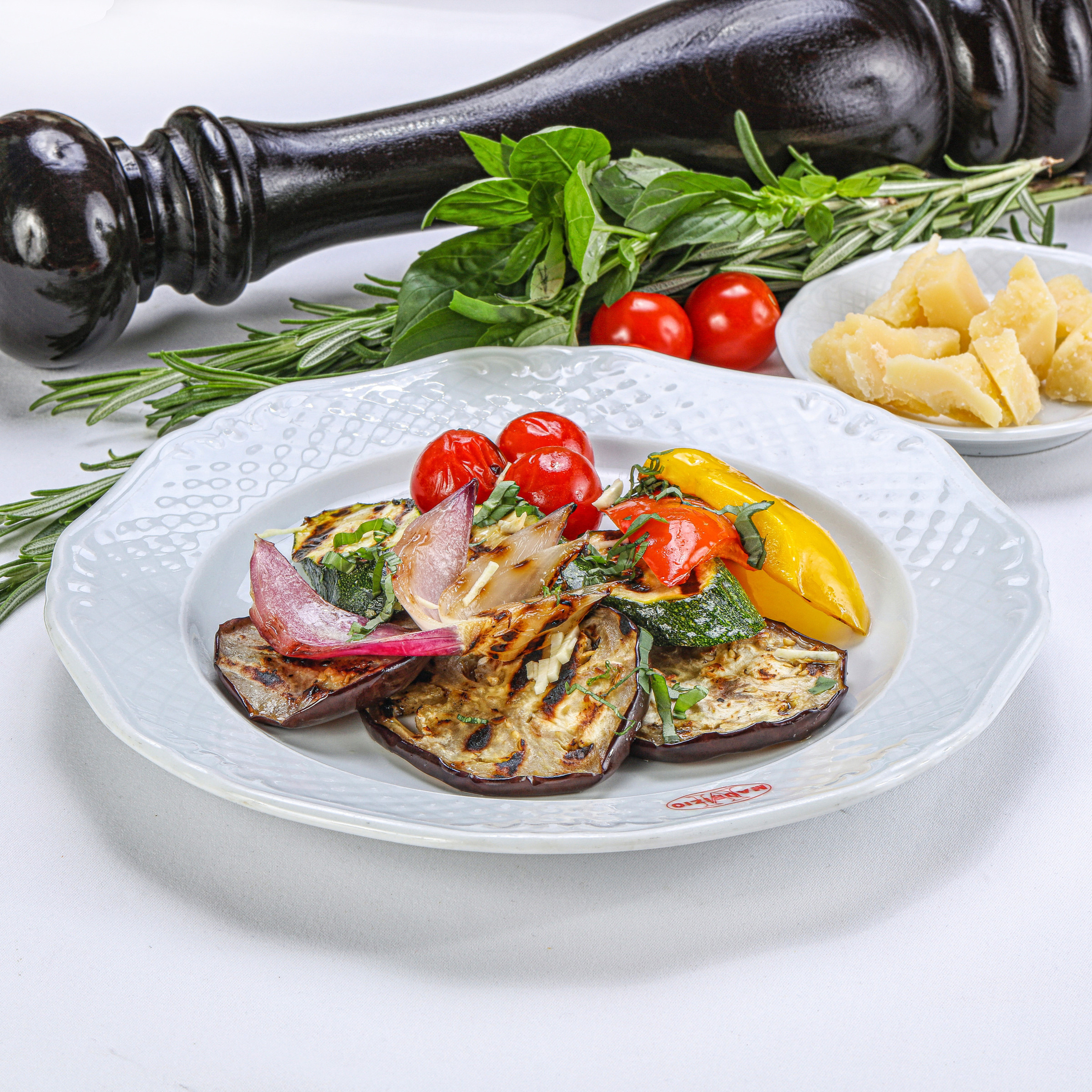 Мои заказчики: рестораны, кафе, суши-бары. Фуд-фотограф Андрей Старостин — съемка еды в Москве. 9000 руб. в час