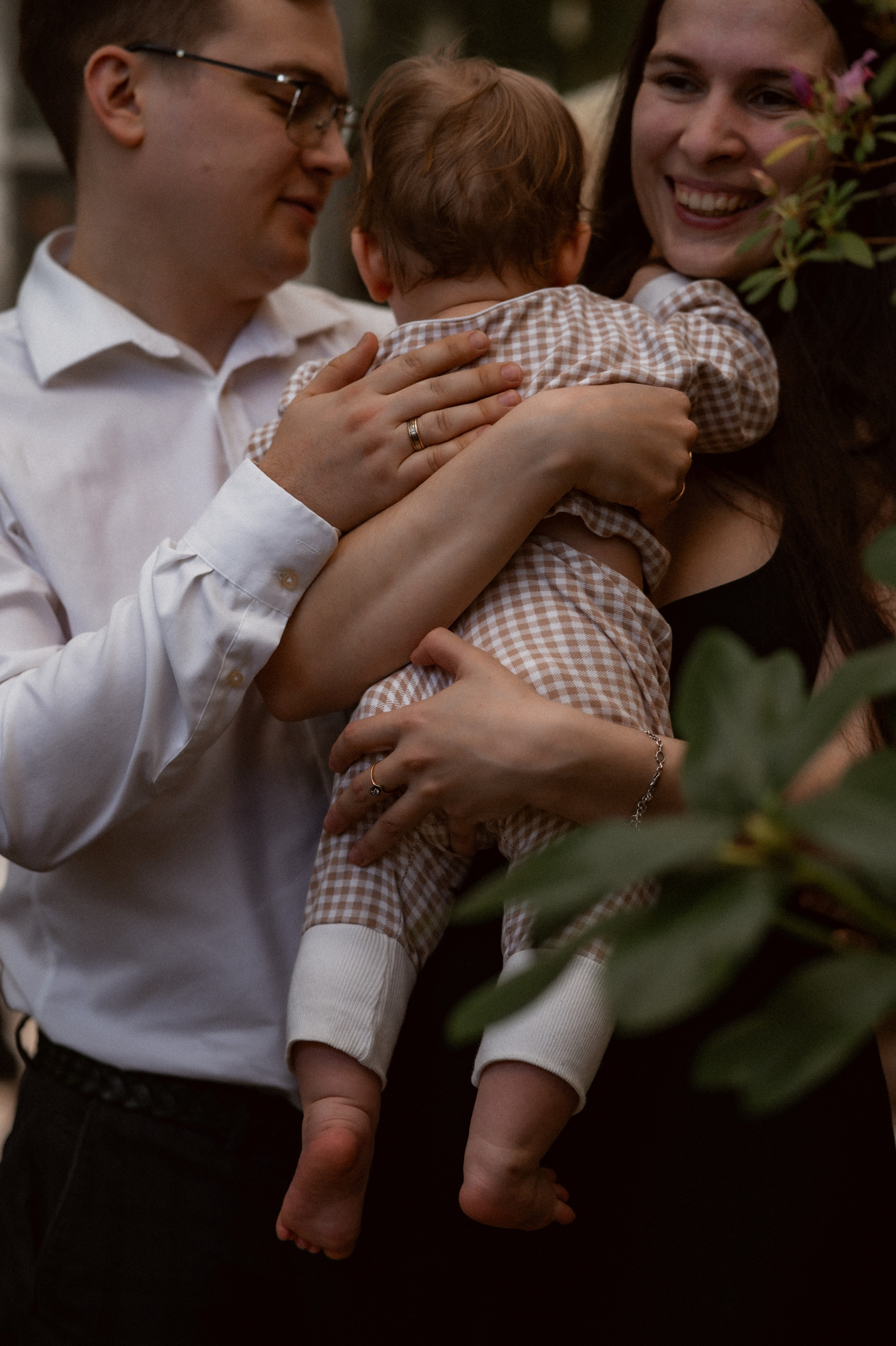 Илья, Ирина и Ева в Оранжерее. Семейный и свадебный lifestyle-фотограф в Москве Мария Петрова