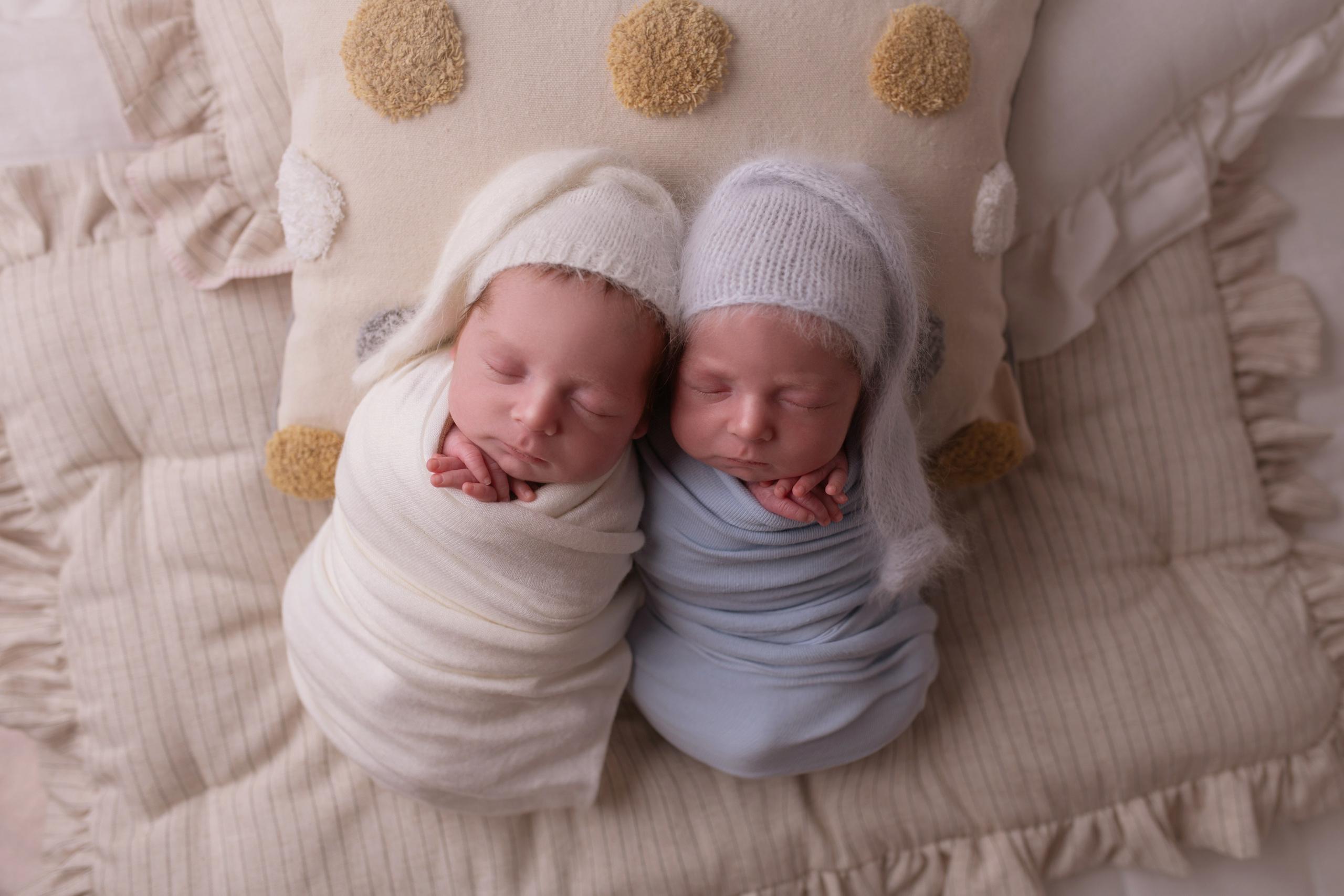 Ярослав и Владислав. Кобякова Мария. Фотограф новорождённых и детей до года город ИРКУТСК