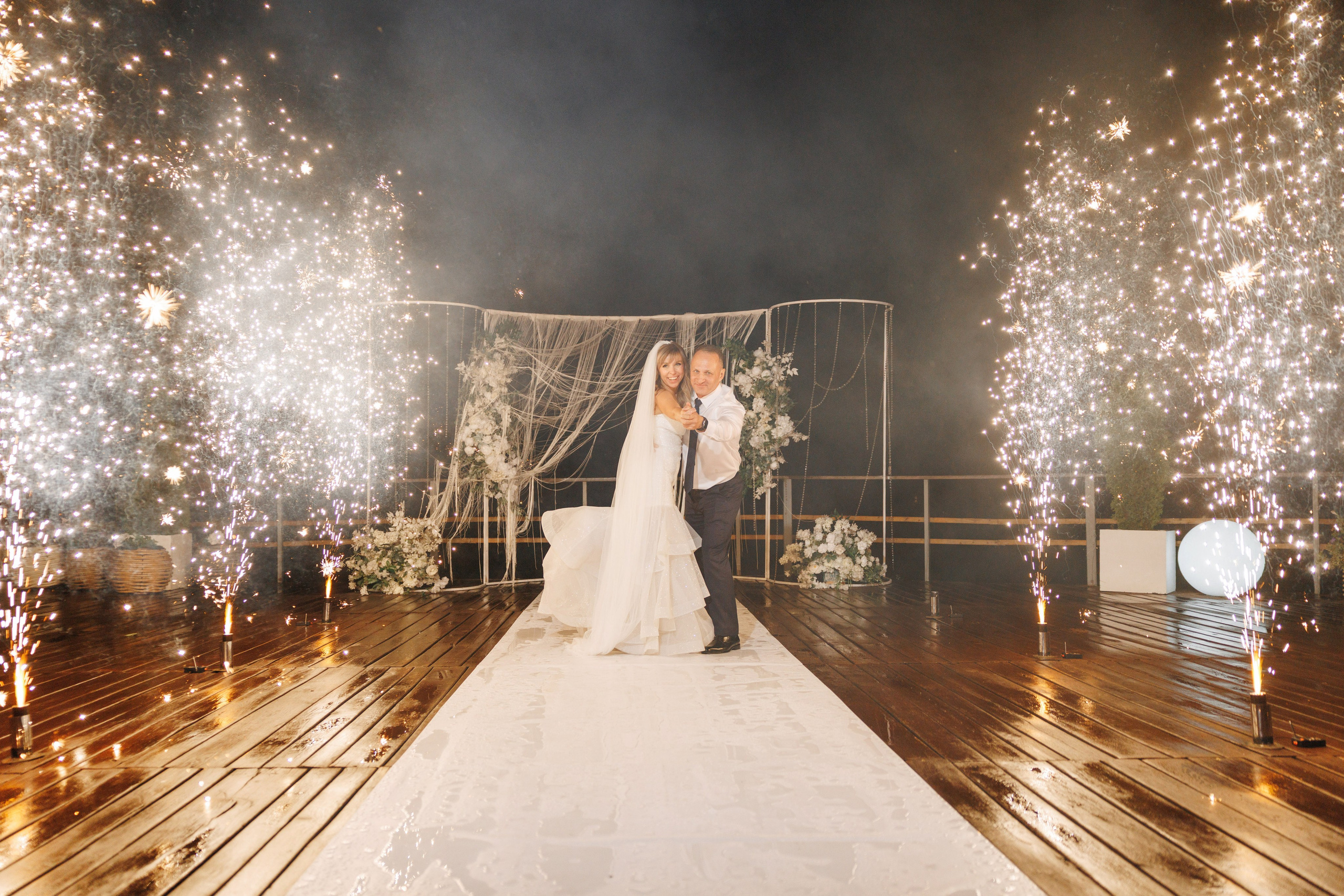 СВАДЕБНЫЕ ЭФФЕКТЫ «ФЕНИКС»