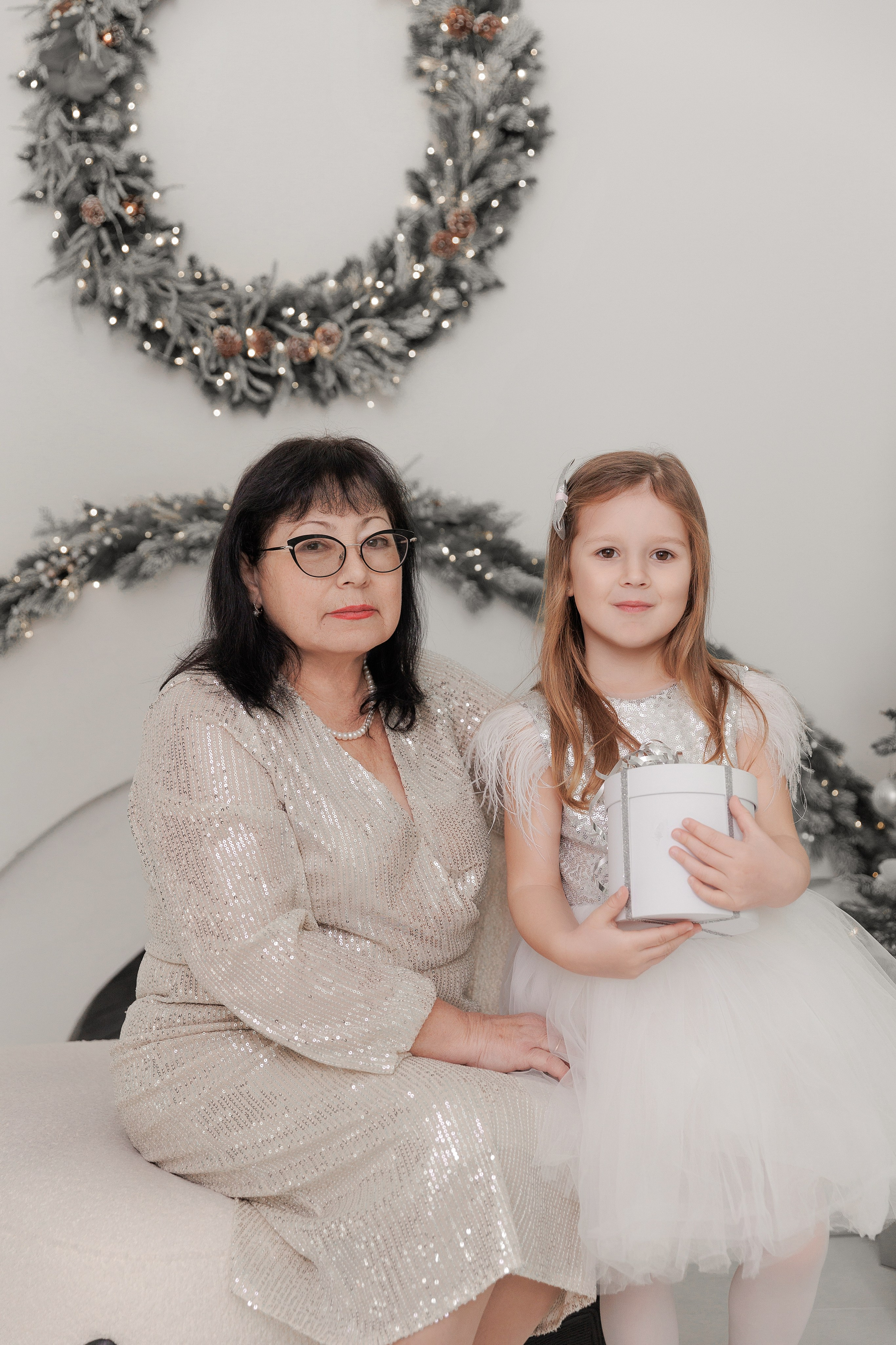 Яна с семьей. Фотограф женского портрета, беременности и материнства Харькова Елена