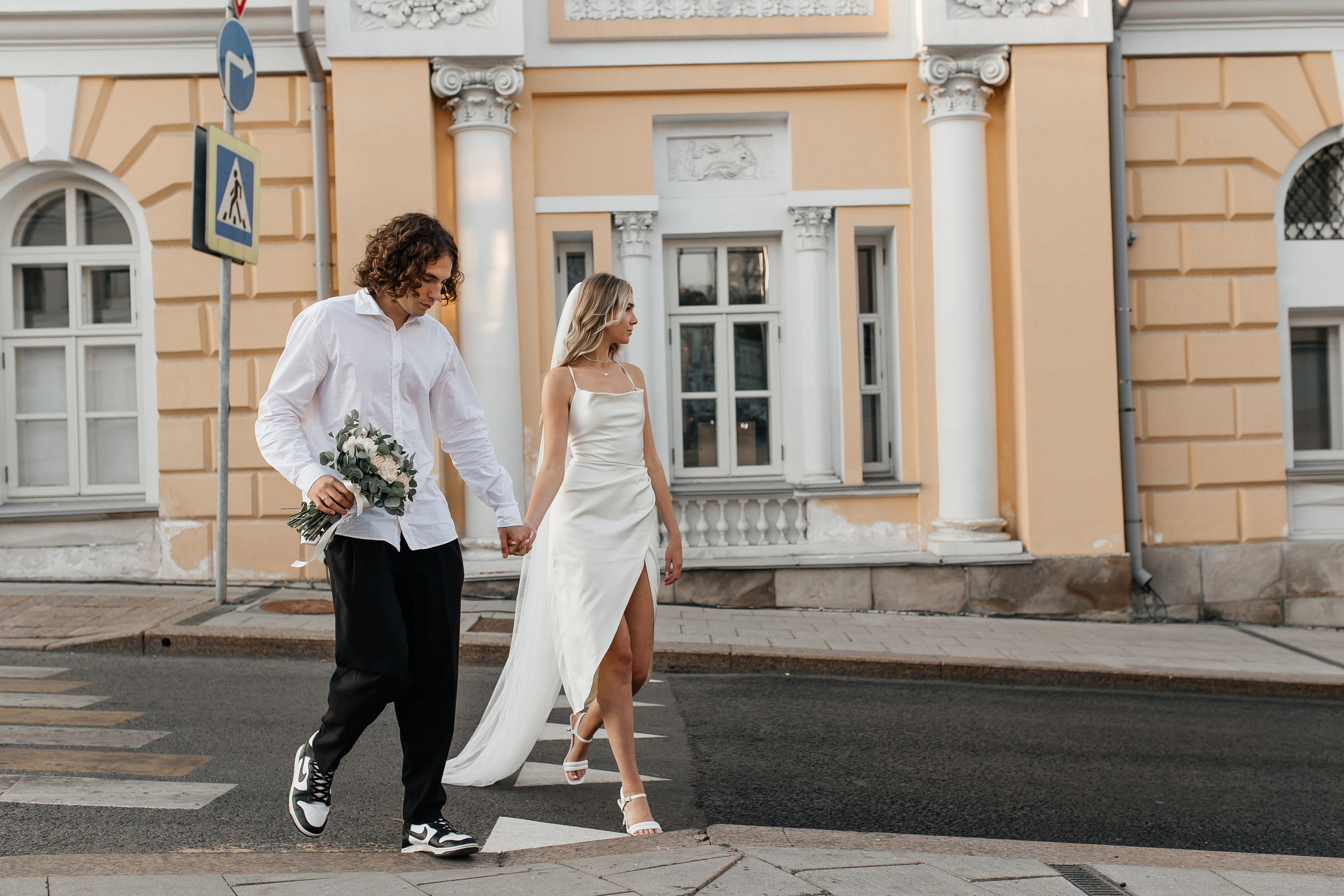 Свадебная прогулка в центре Москвы