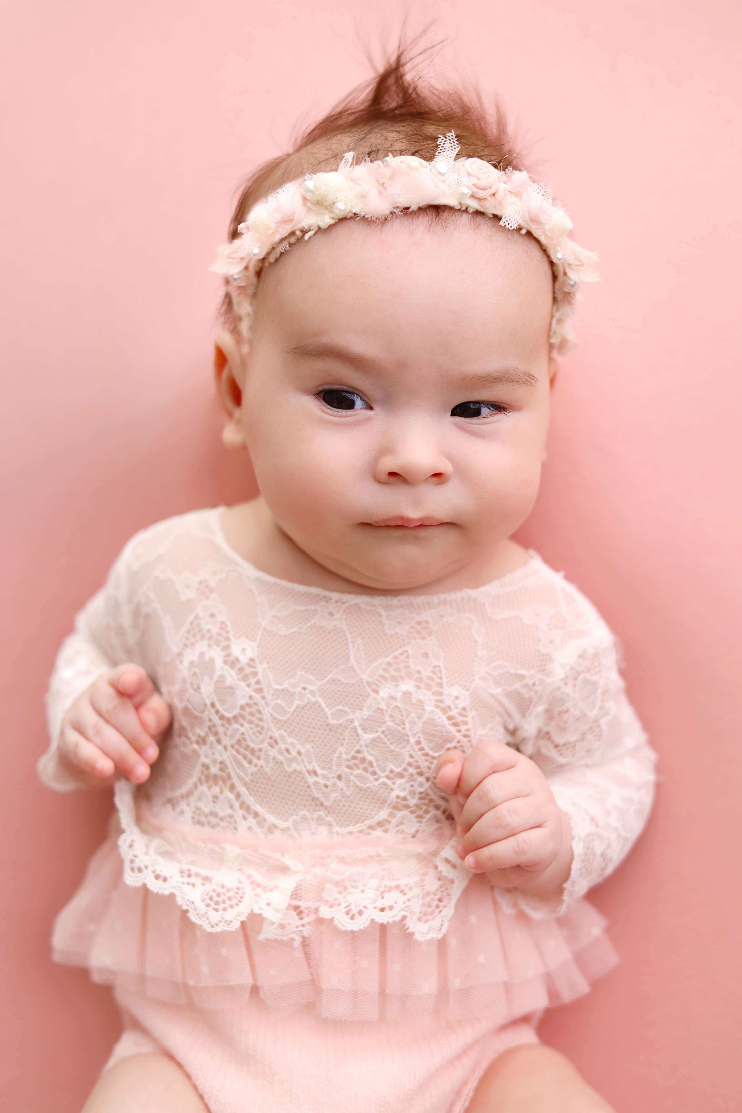 Фотосессия Василисы в студии в Бутово. Фотограф новорожденных Москва. Ньюборн фотограф Москва