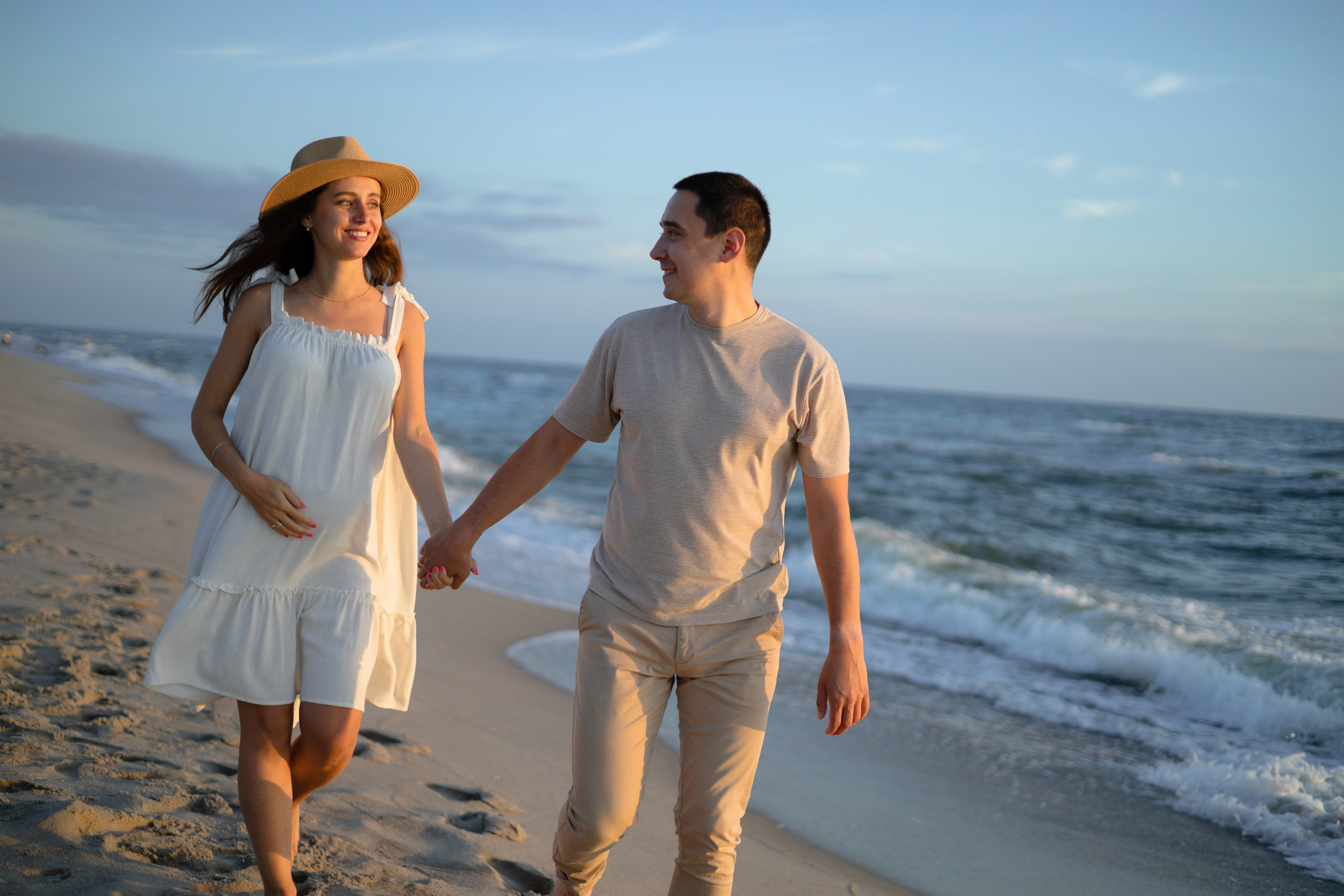 Фотосессия беременности на море. Свадебный фотограф в Калининграде Кристина Воскобойникова