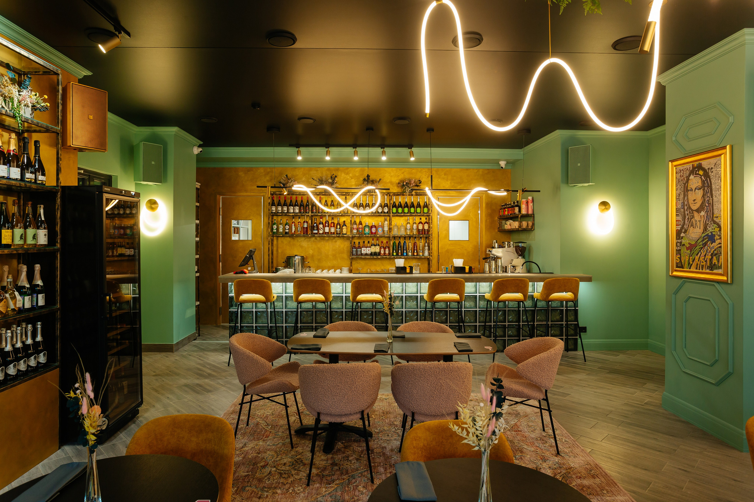 Интерьер Chin Chin бар