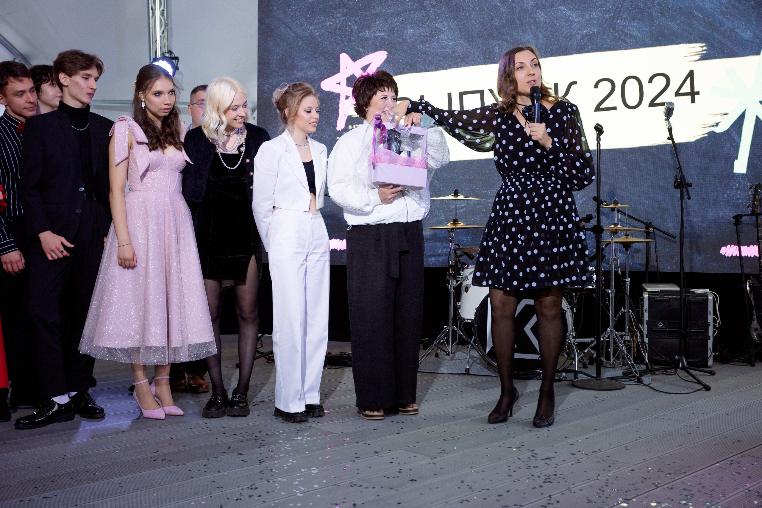 ВЫПУСКНОЙ: Волки-Липки. Все фото. Профессиональный фотограф в Ижевске Леша Петров