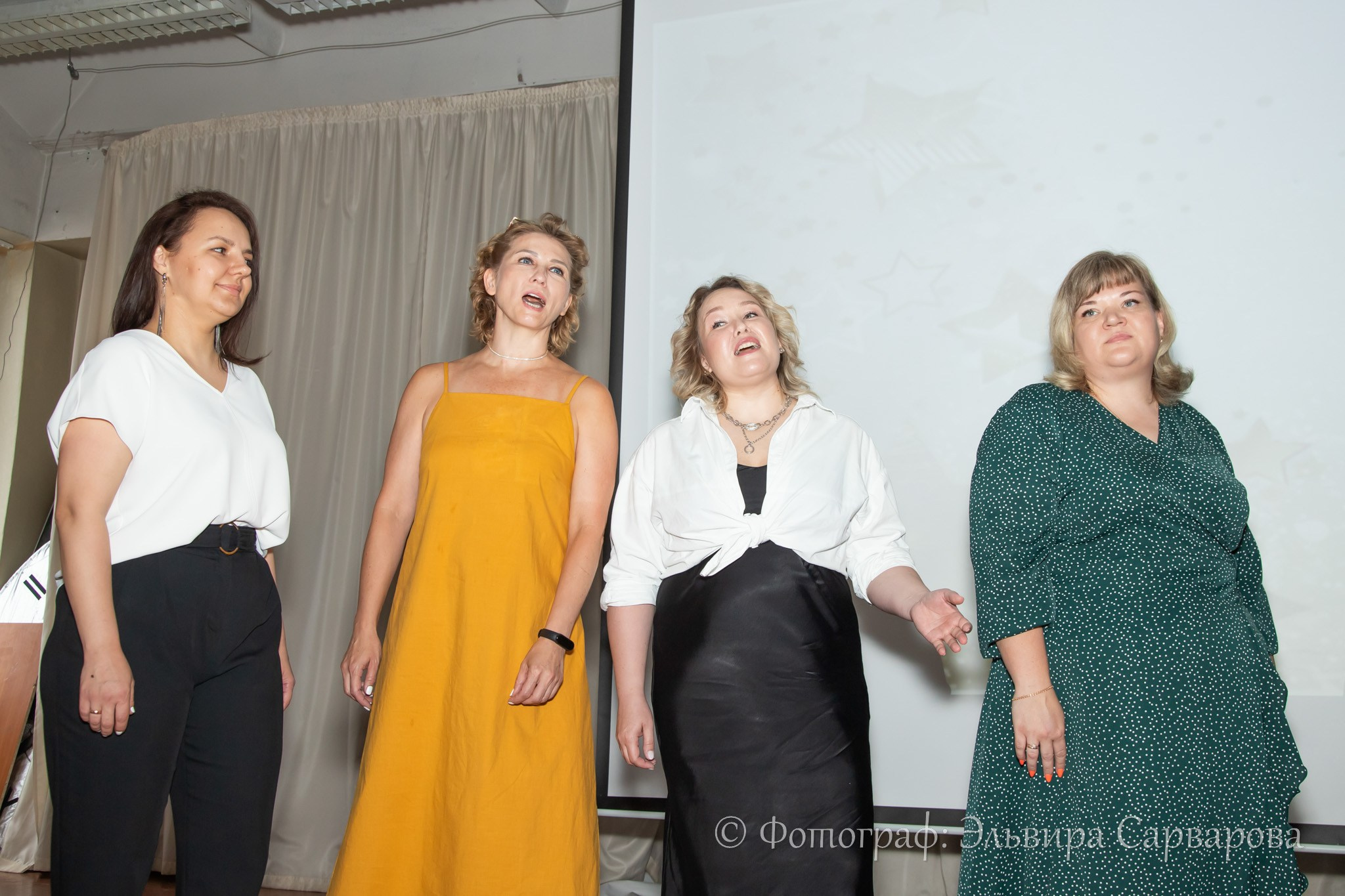 Вручение аттестатов 9 класс. Репортажный Фотограф