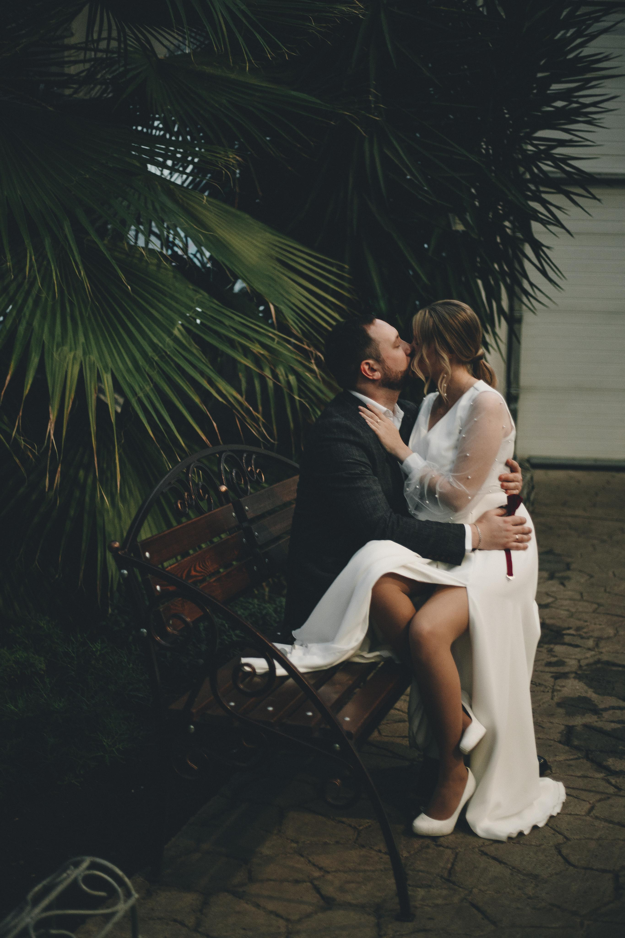 Свадебная фотосессия в Ботаническом саду Кемерово. Семейный и женский фотограф Кемерово Мария Степ