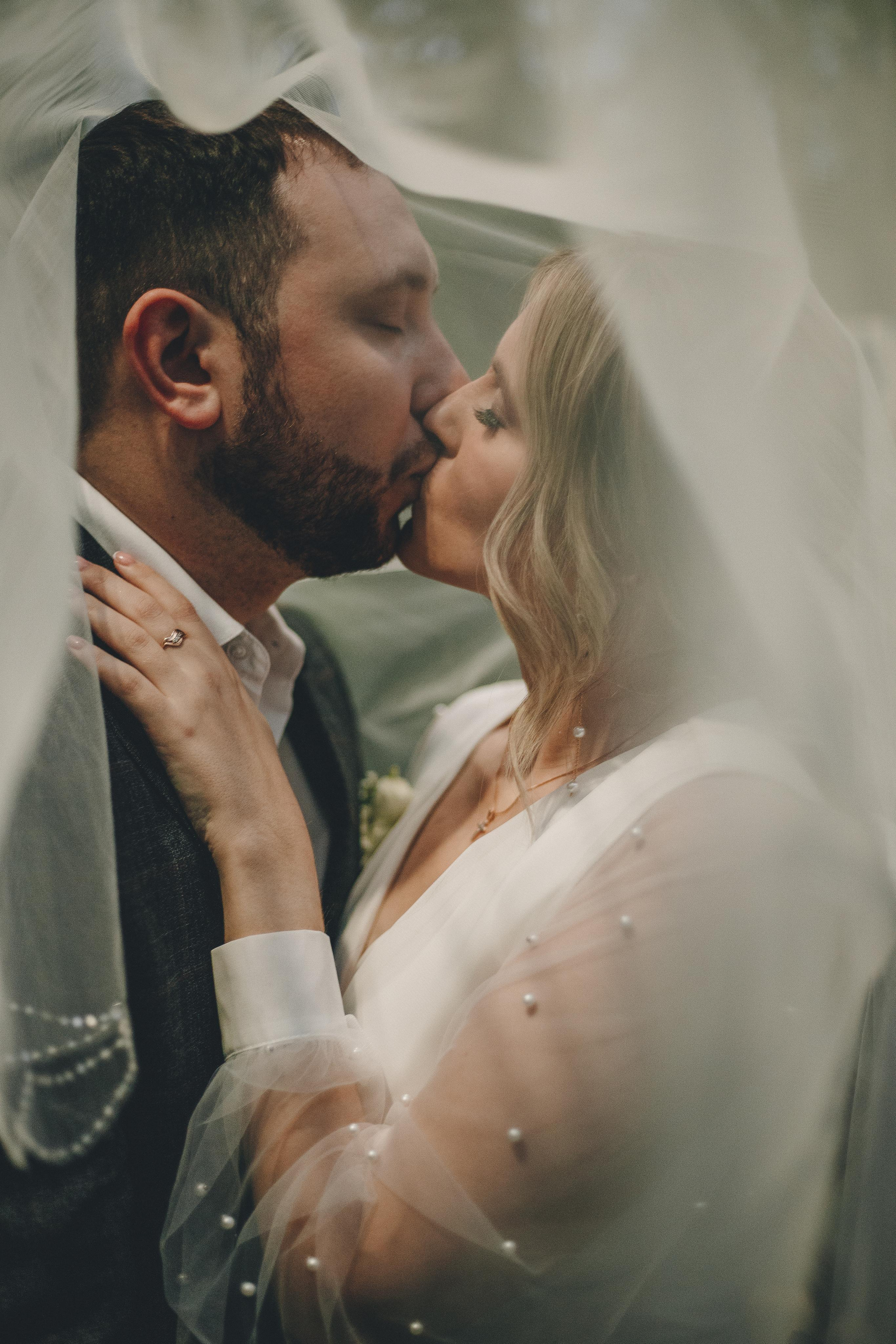 Свадебная фотосессия в Ботаническом саду Кемерово. Семейный и женский фотограф Кемерово Мария Степ