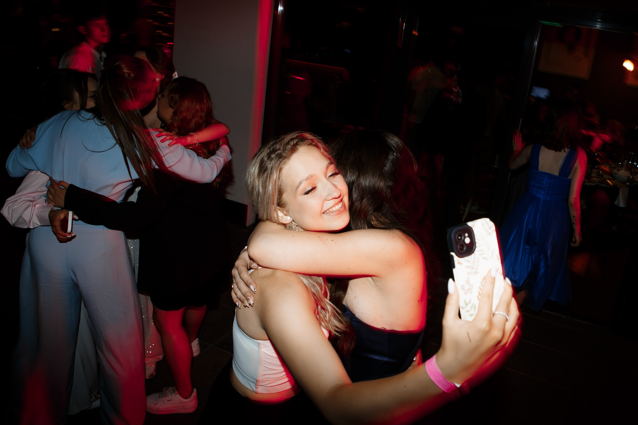 Выпускной Гимназия 12 2024 OpenHouse. Свадебный и портретный Фотограф в Липецке Дмитрий Котюков