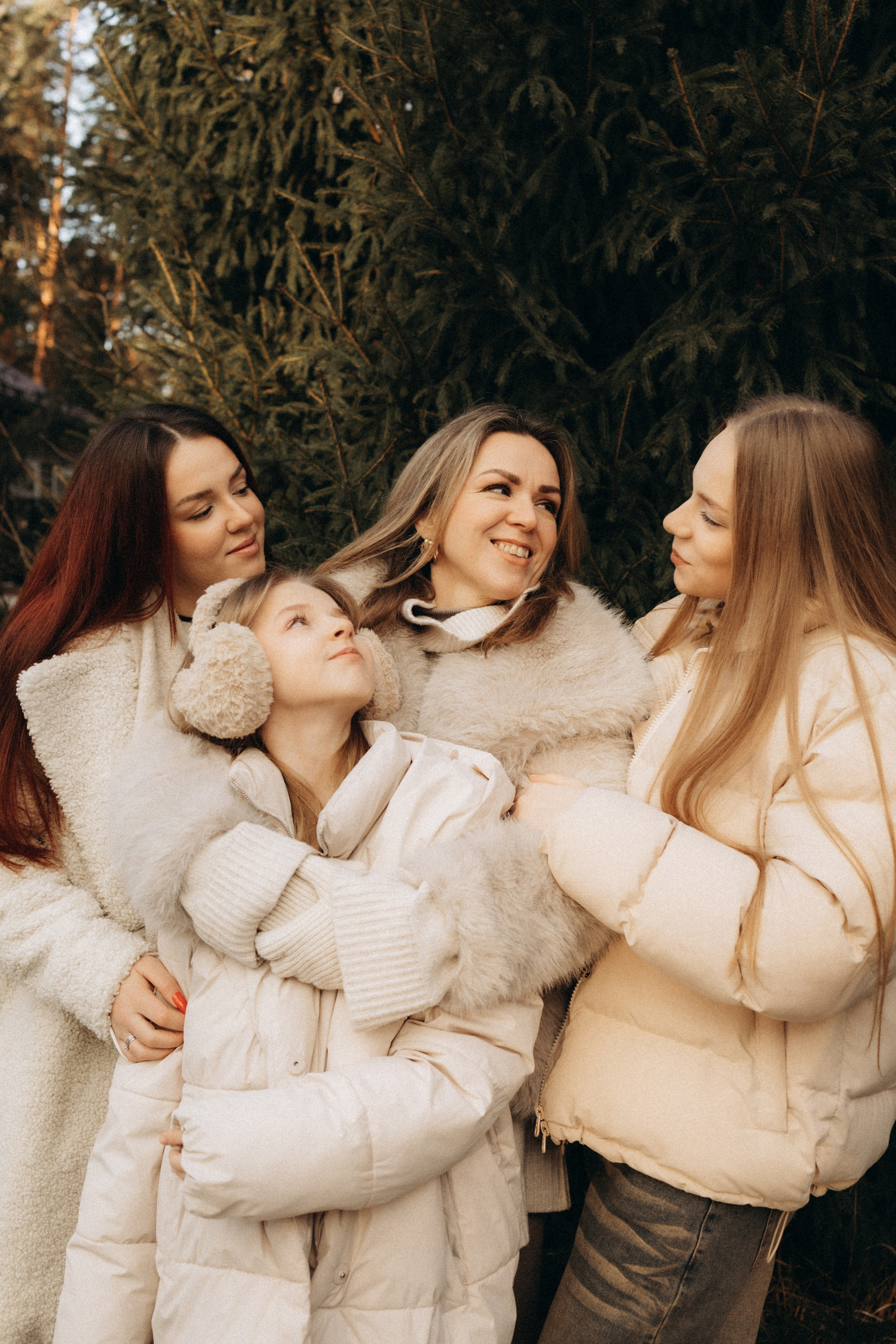 Лариса, Виолетта, Дарья, Ярослава. Фотограф в Туле и Алексине Стулова Мария