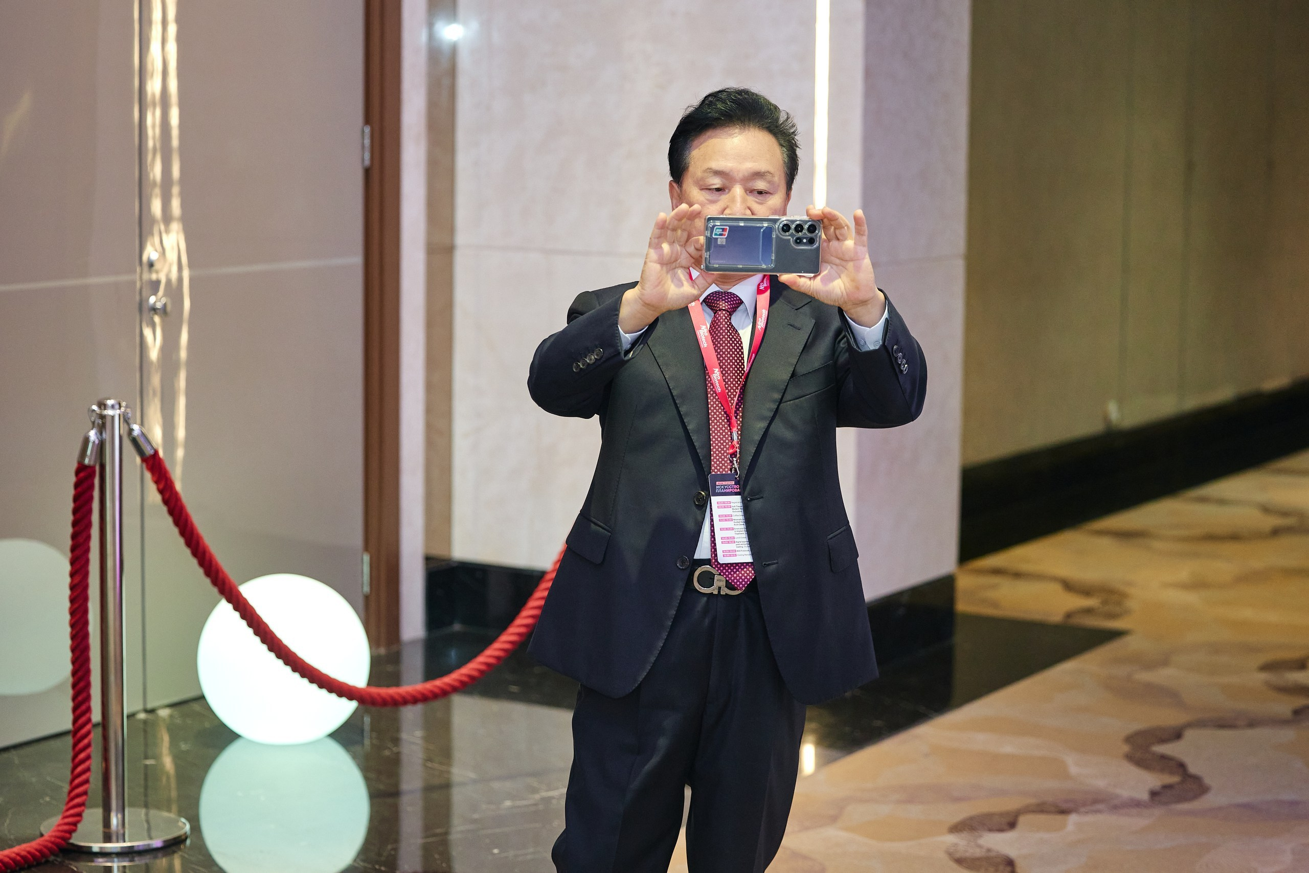 Конгресс имплантологов Neo Biotech 2025. Антон Артюшин, портретный фотограф. Москва