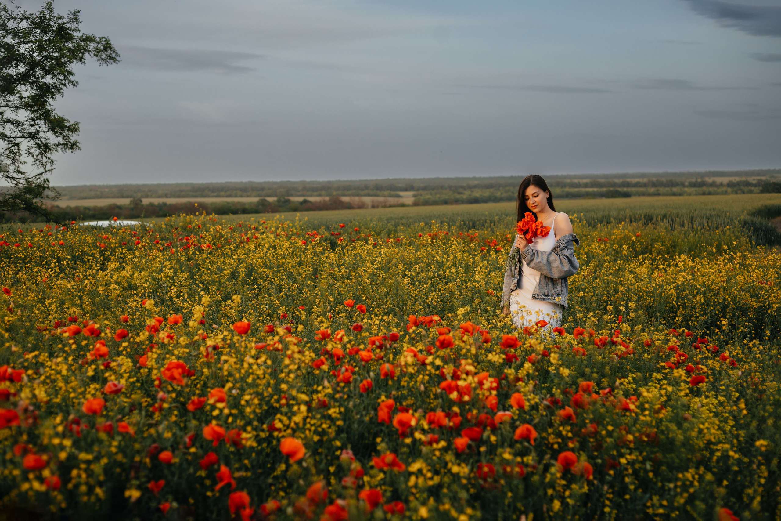 Фотосессия в маковом поле Новопокровская. Свадебный и семейный фотограф в Краснодарском крае Мария Данилкина