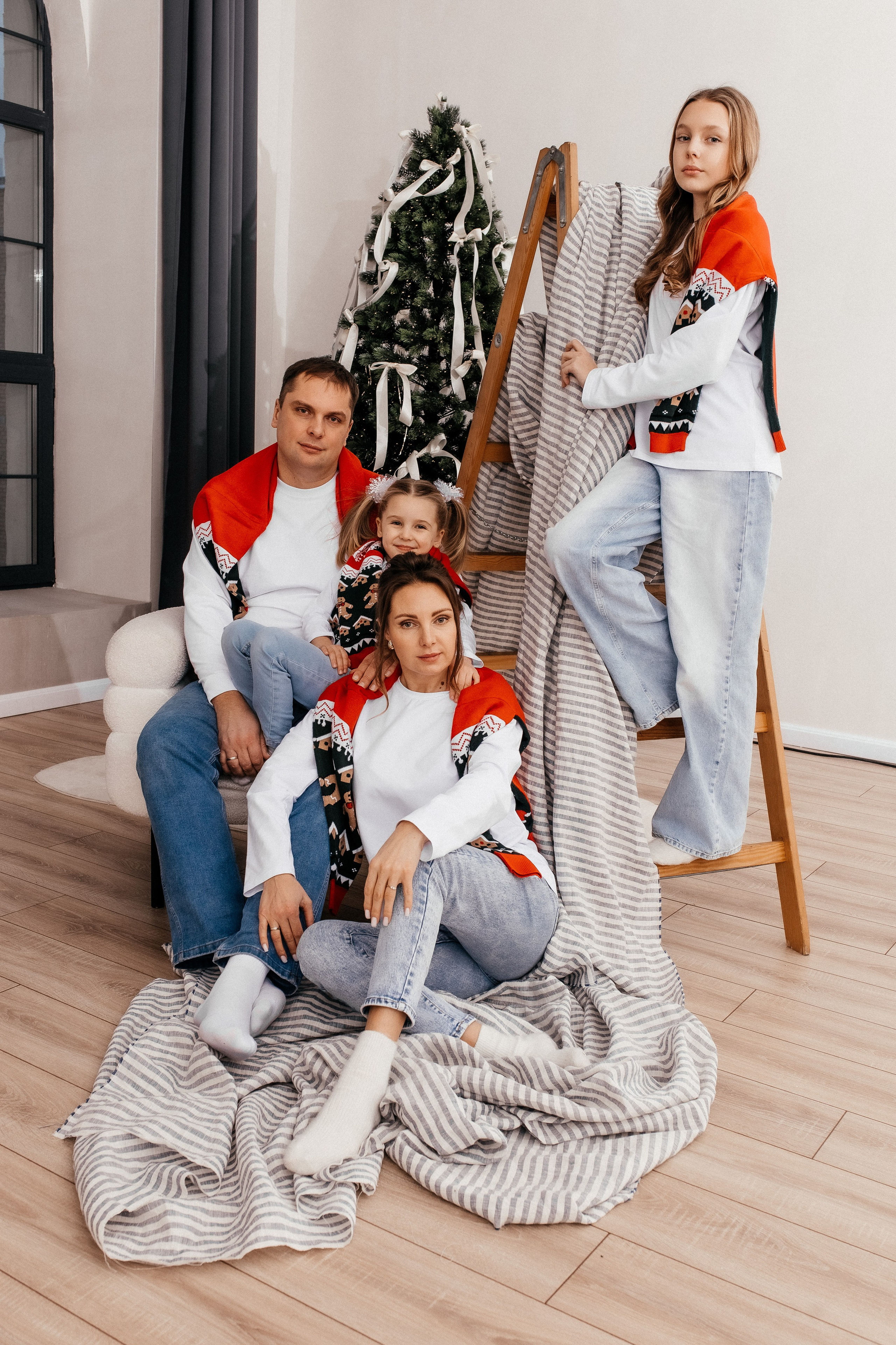 Новогодняя семейная в студии. Профессиональный фотограф, Москва |Видное Елена Елизарова