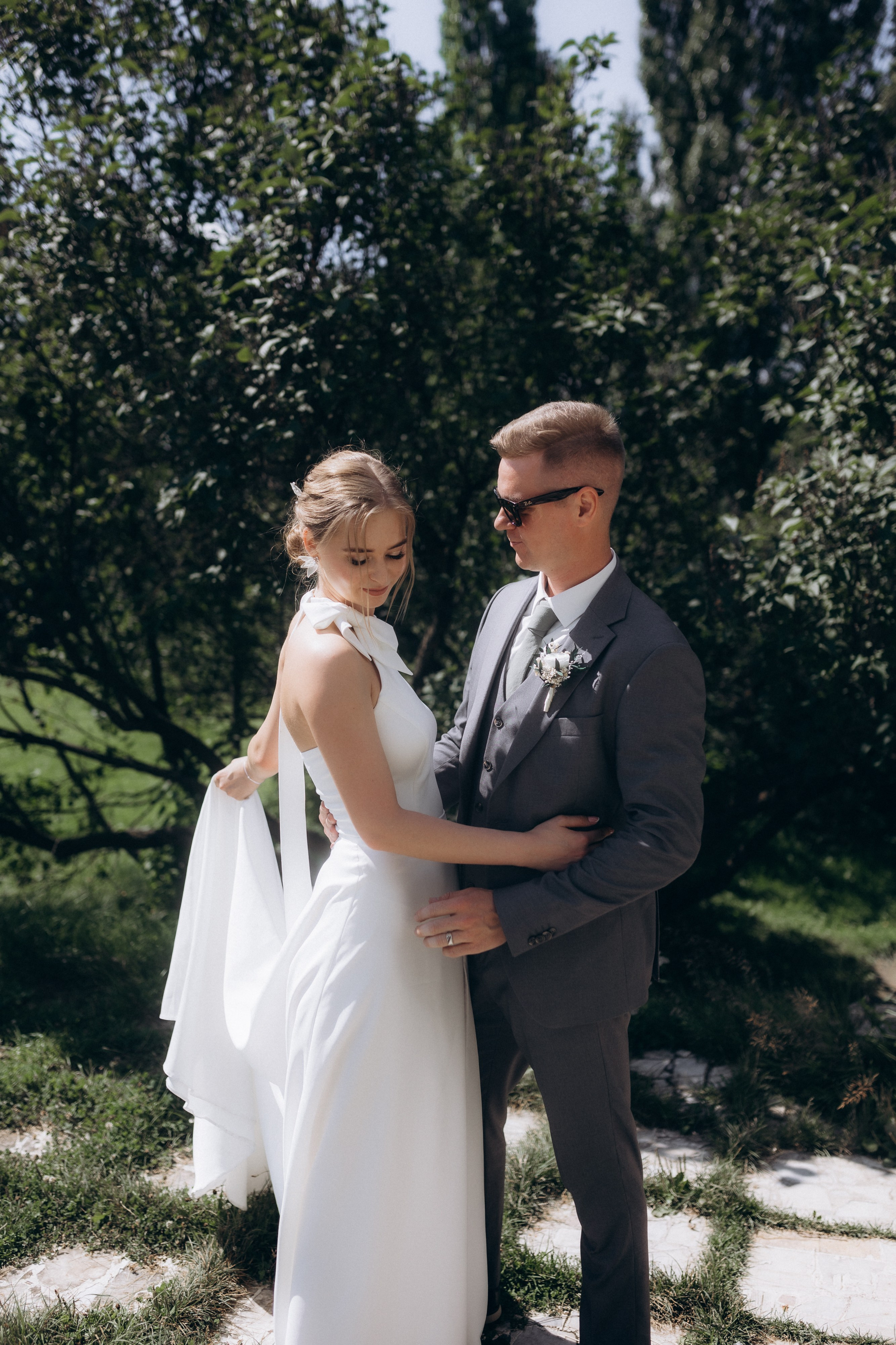 Свадебная фотосессия в Главном Ботаническом саду и в оранжерее. Свадебный фотограф в Москве Мария Крош