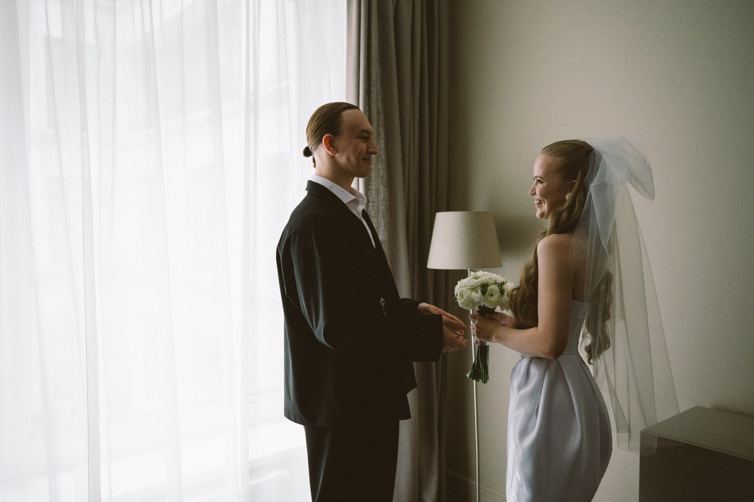 Я буду руками любящими, руками обнявшими, руками тебя не предавшими. Рыкова Светлана | фотограф и мобильный видеограф | Брянск Москва Спб