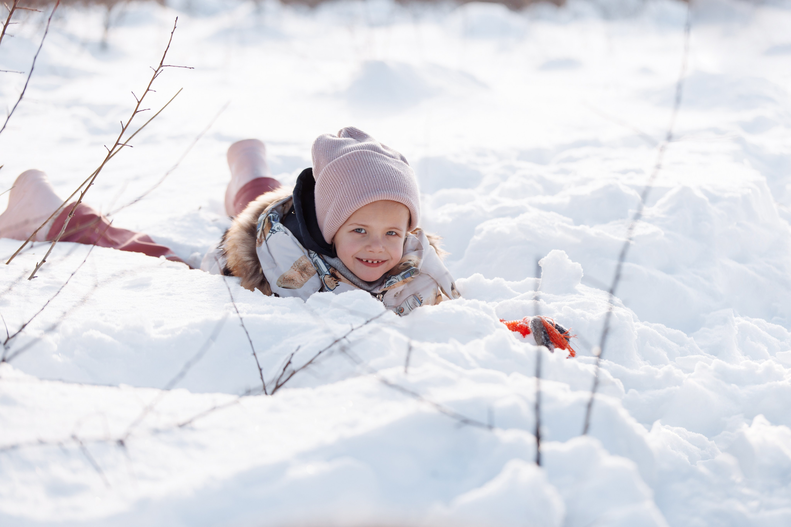 Яркий январь. О нас