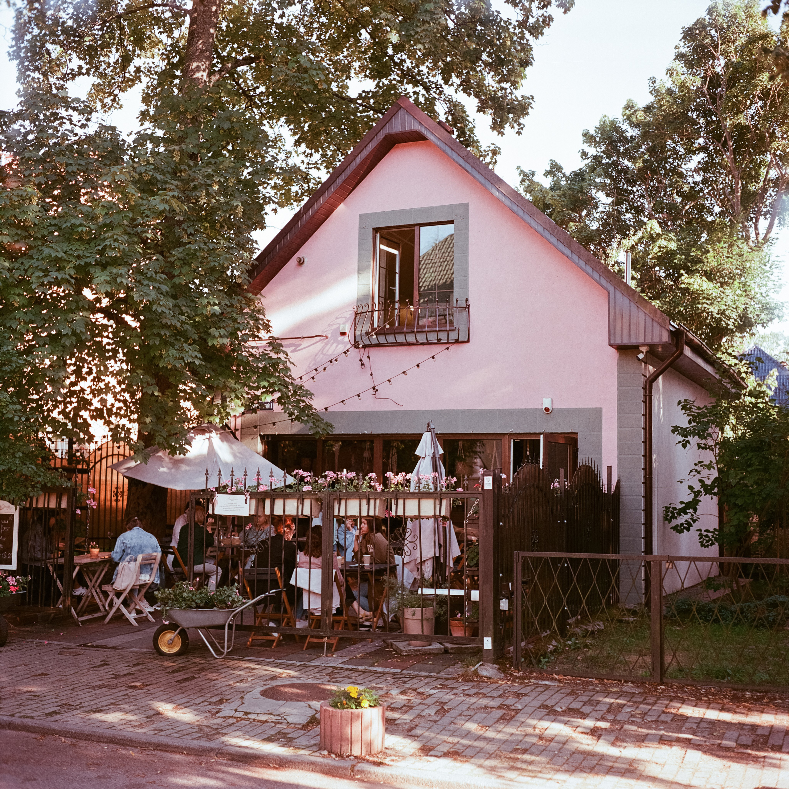 Калининград 1 июля Ремонтная ул., Каштановая ул. / Super Fujica-6