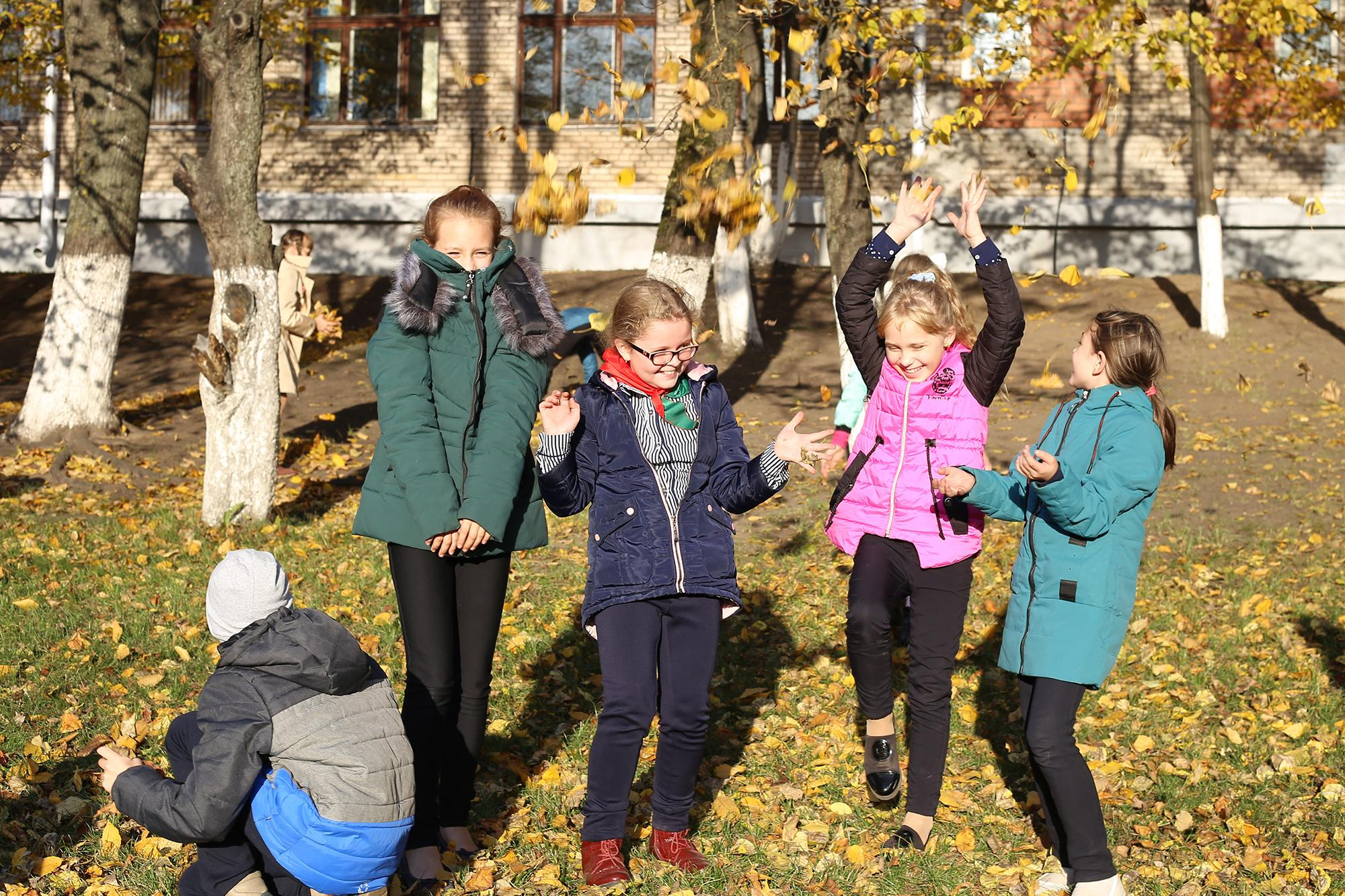Осенняя фотосессия школьников. Юлия Дейкун — семейный фотограф в Минске