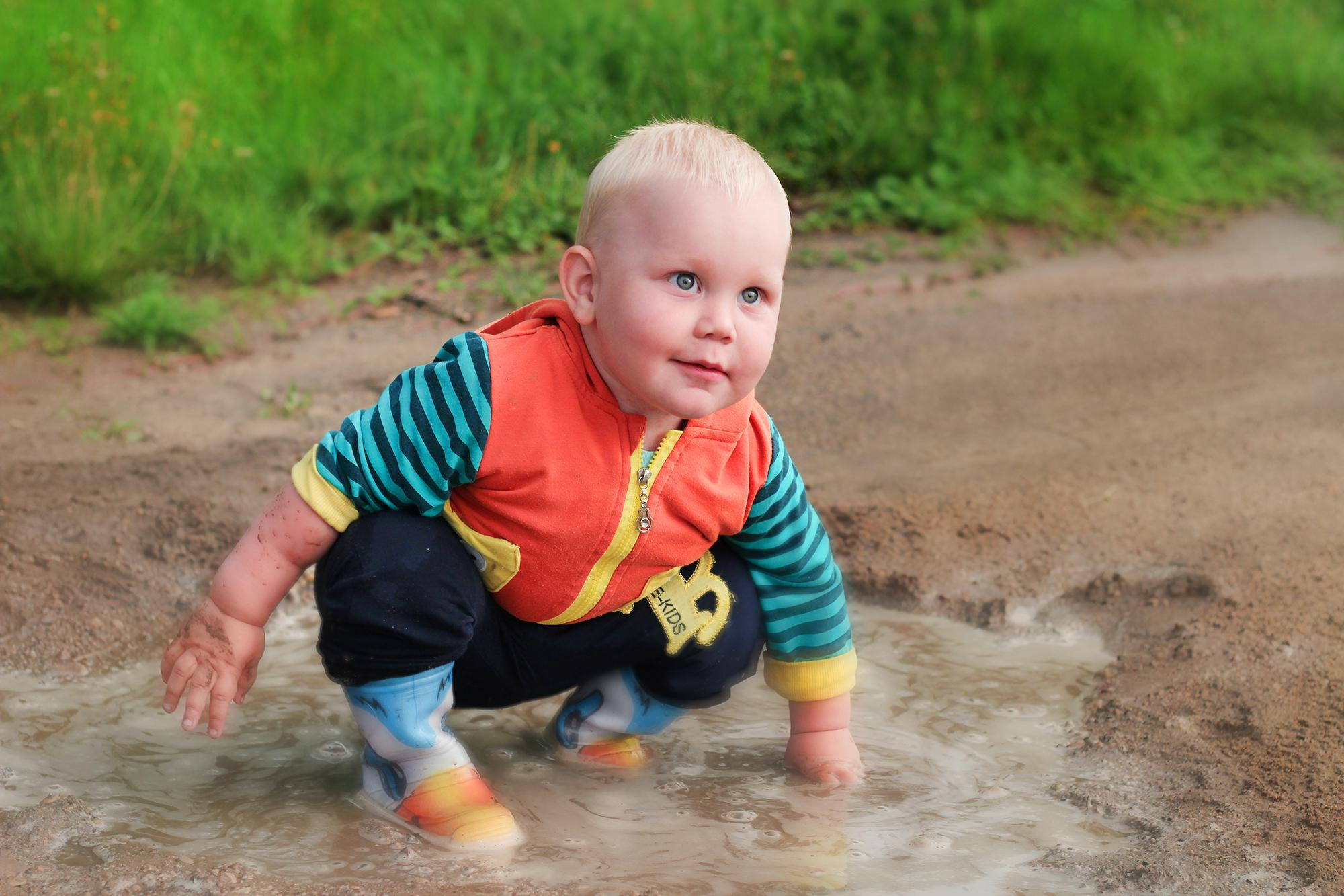 Фото детей в лужах. Юлия Дейкун — семейный фотограф в Минске