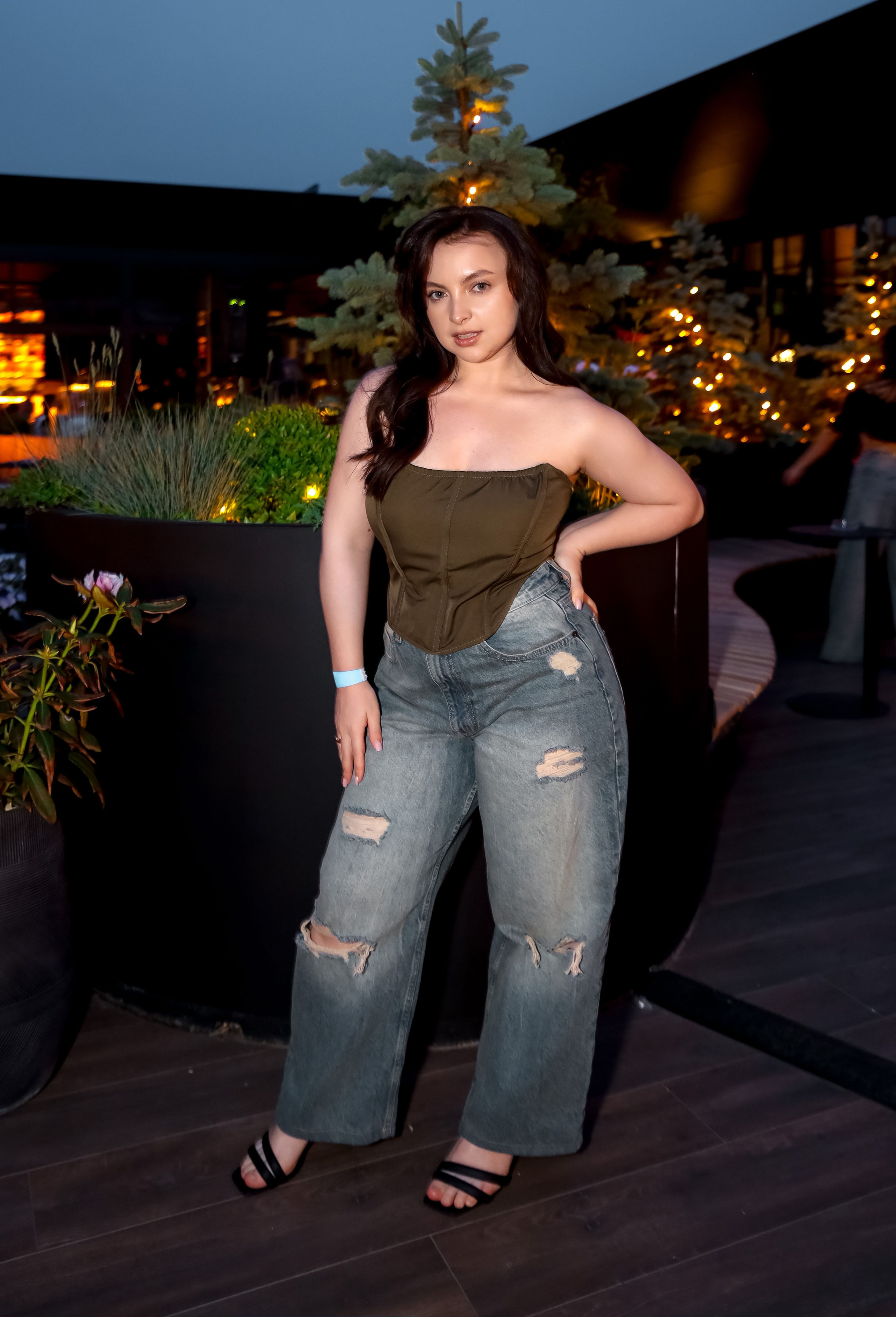 LA night & Fiji wave. 2000’s