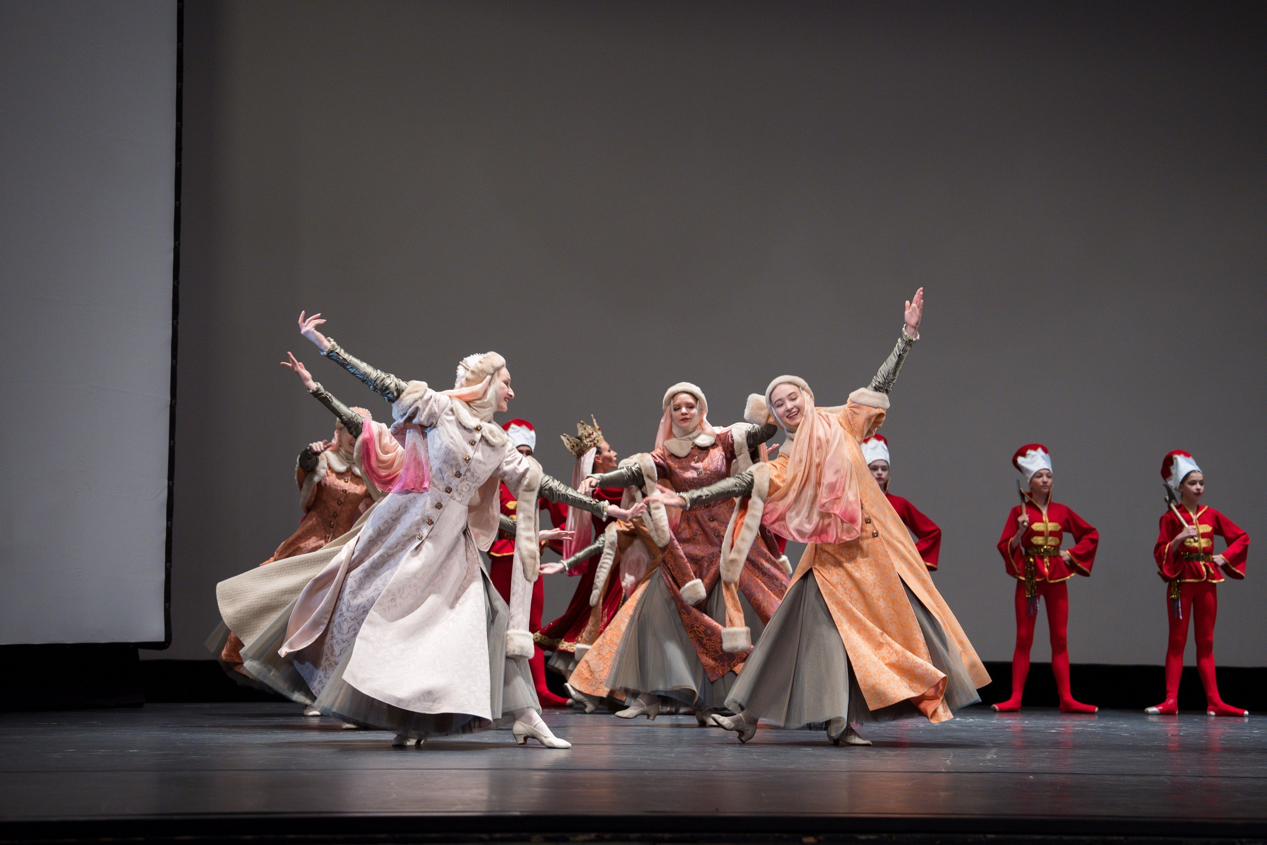 Балет «Сказка о рыбаке и рыбке». Репортажная съёмка в Санкт-Петербурге, Константин Петров