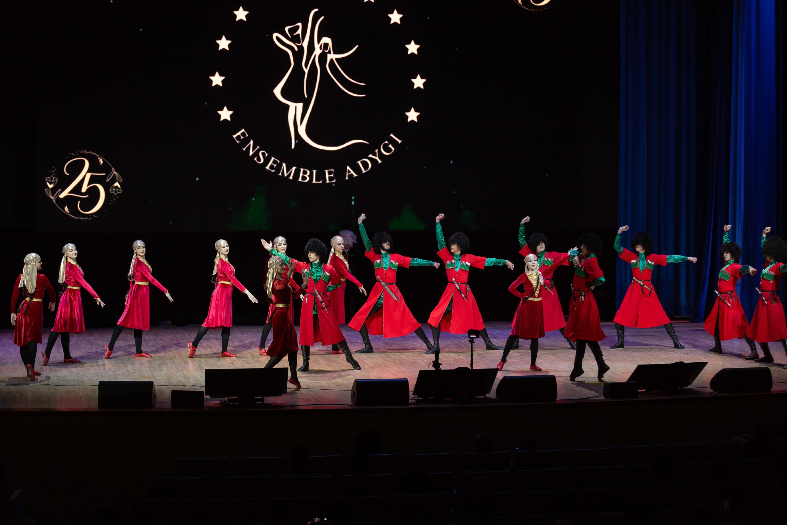 Юбилейный концерт танцевального коллектива «Адыги». Репортажный фотограф в Москве